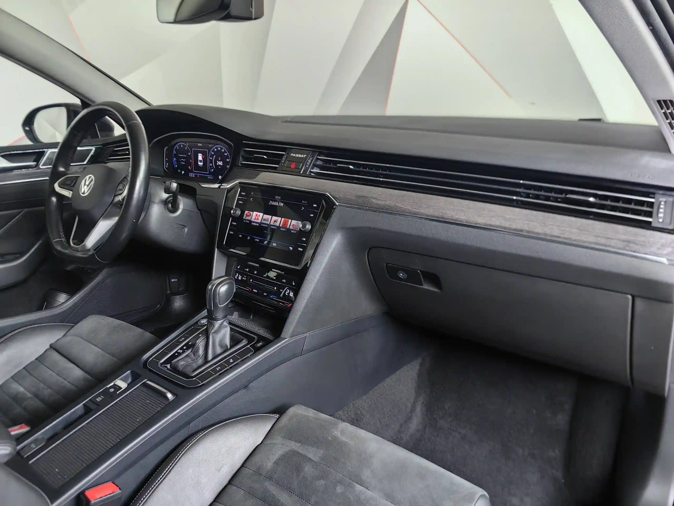 Volkswagen Passat 2021