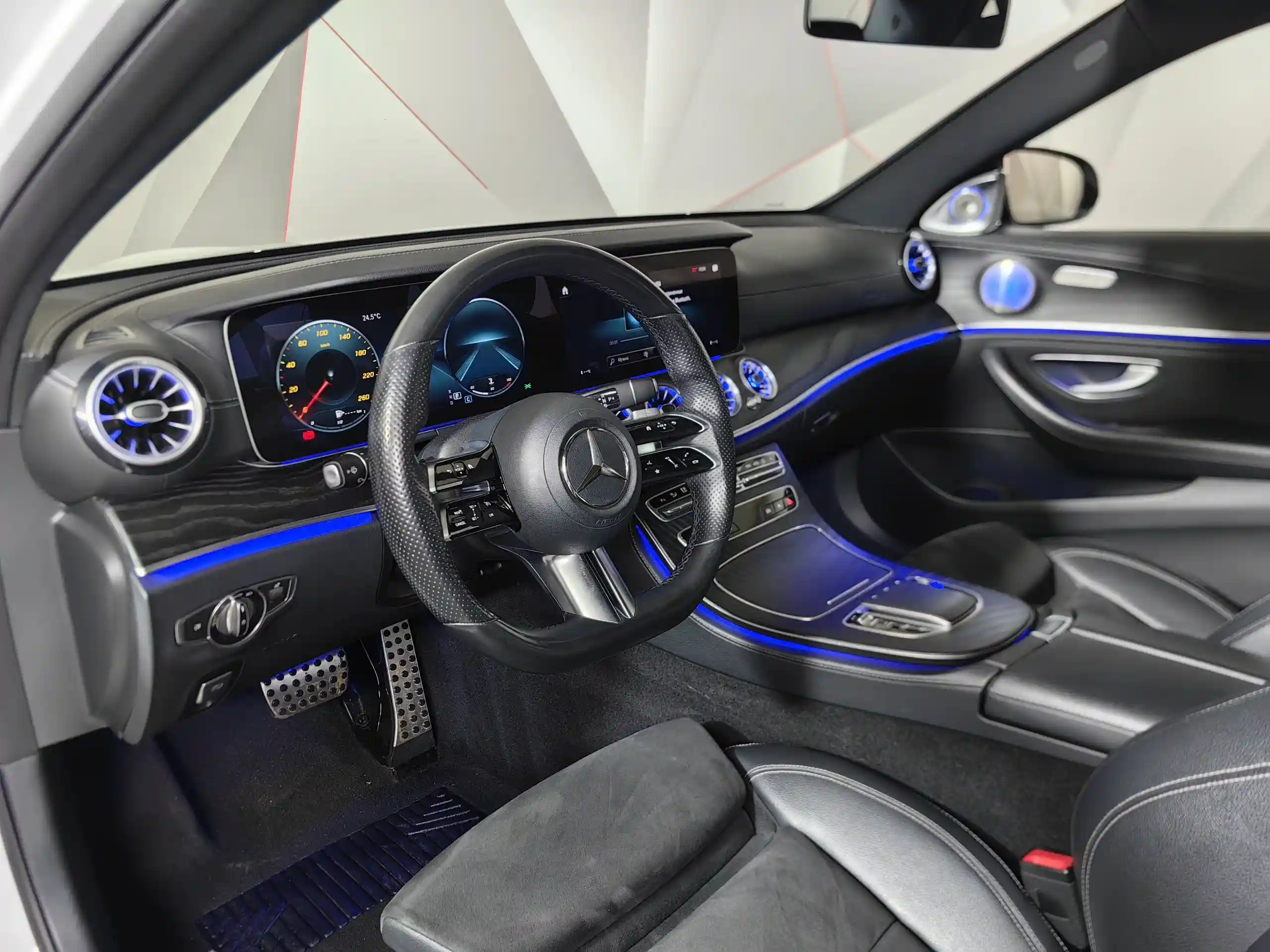 Mercedes-Benz E-Класс 2021