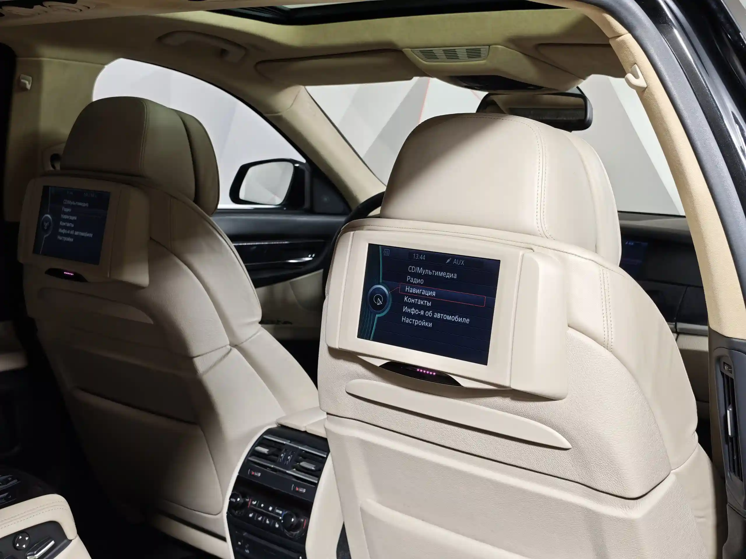 BMW 7 серия 2010