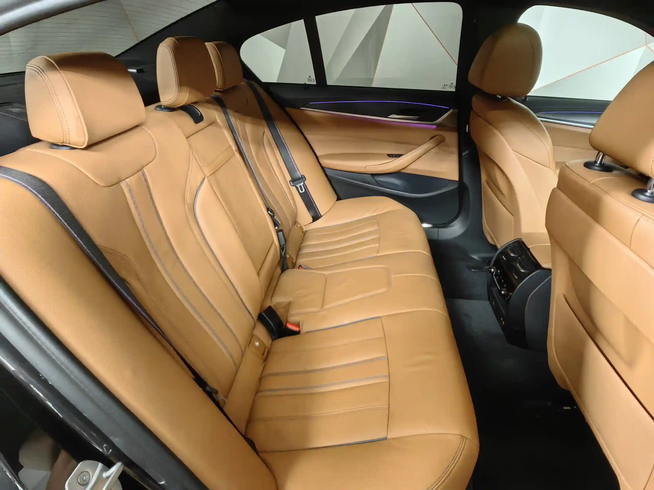 BMW 5 серия 2021