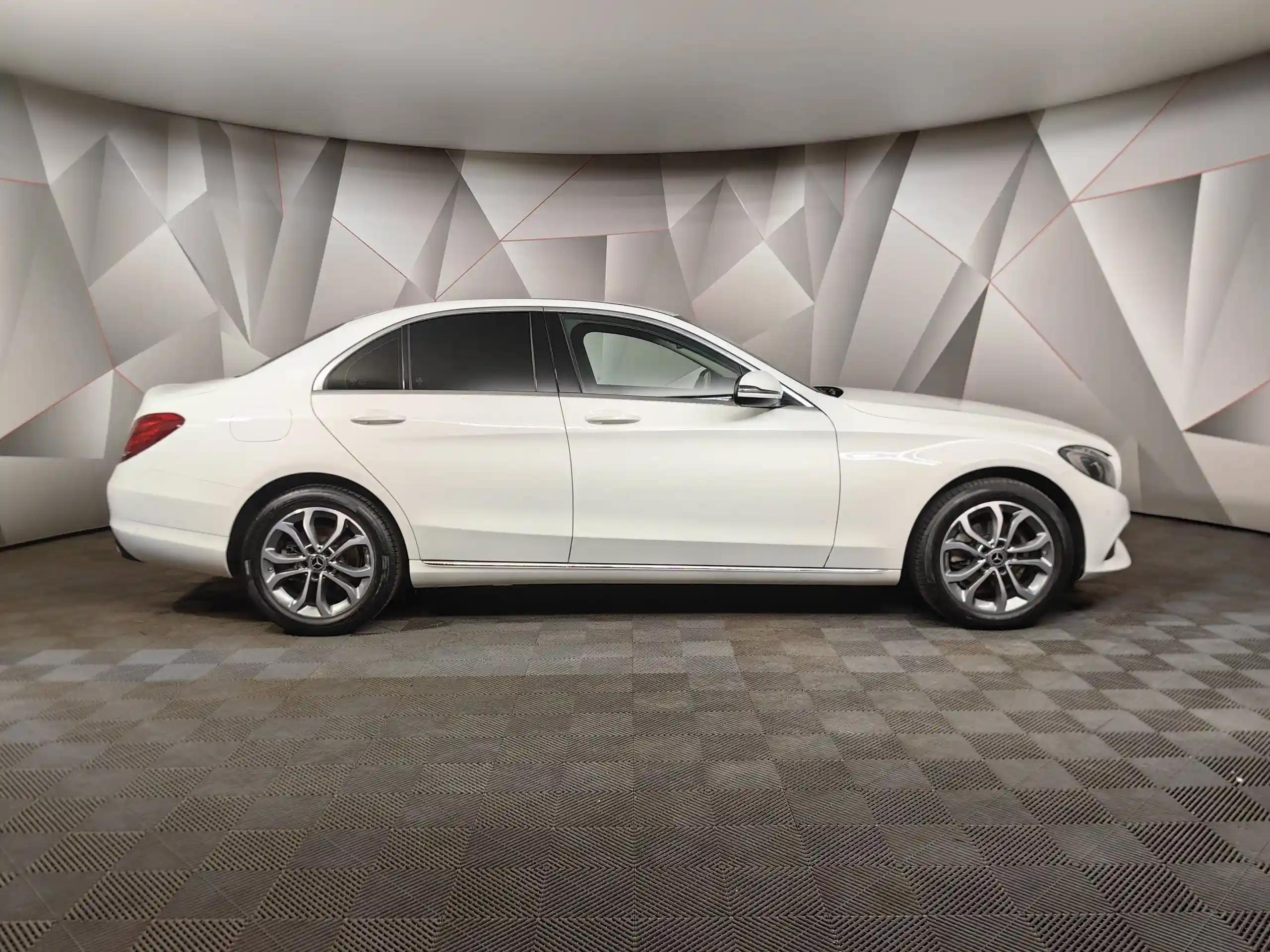 Mercedes-Benz C-Класс 2018