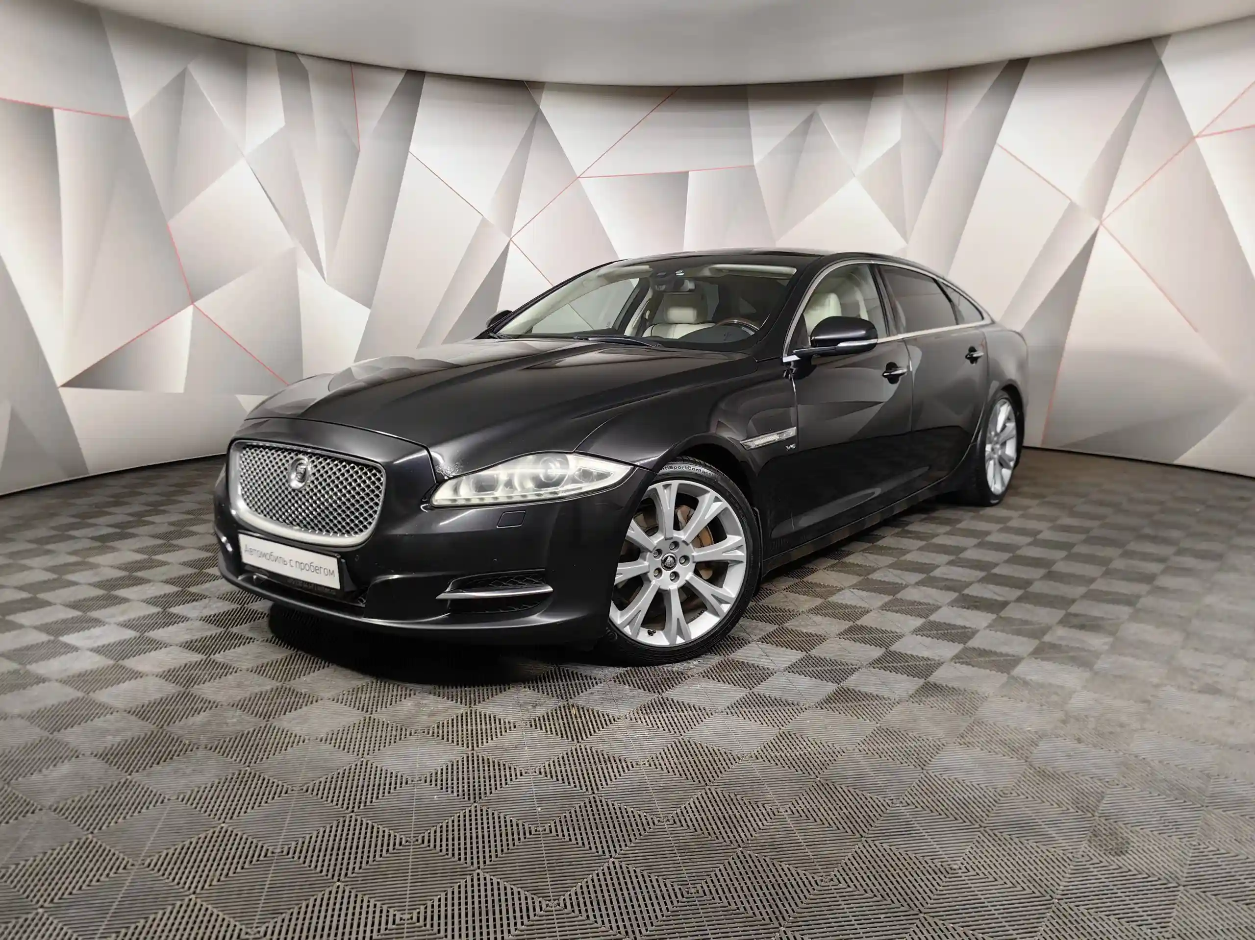 Jaguar XJ 2013