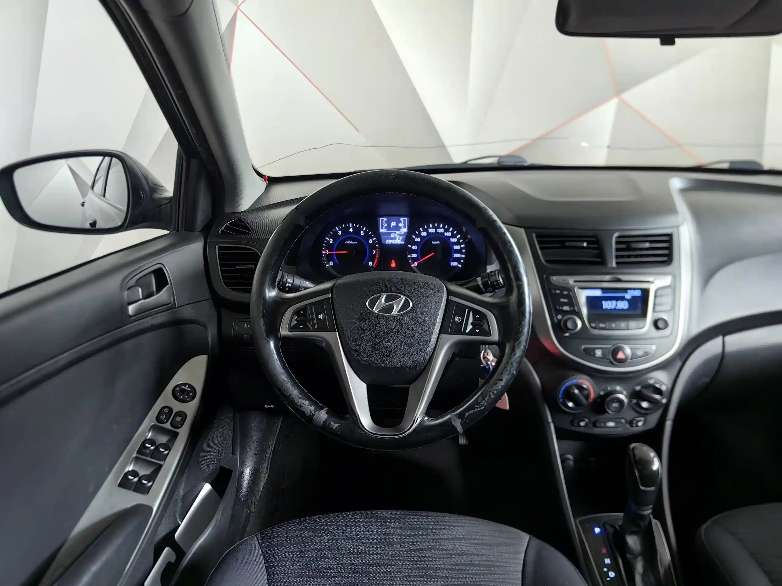 Hyundai Solaris 2014