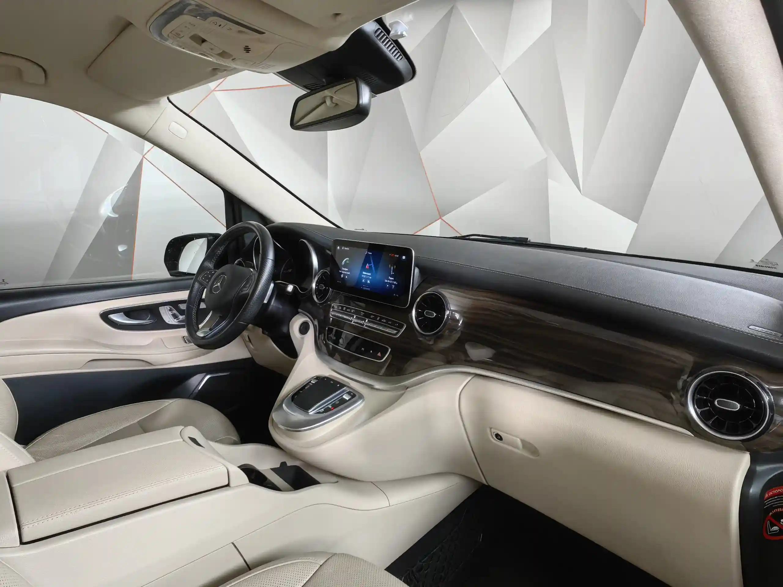 Mercedes-Benz V-Класс 2021