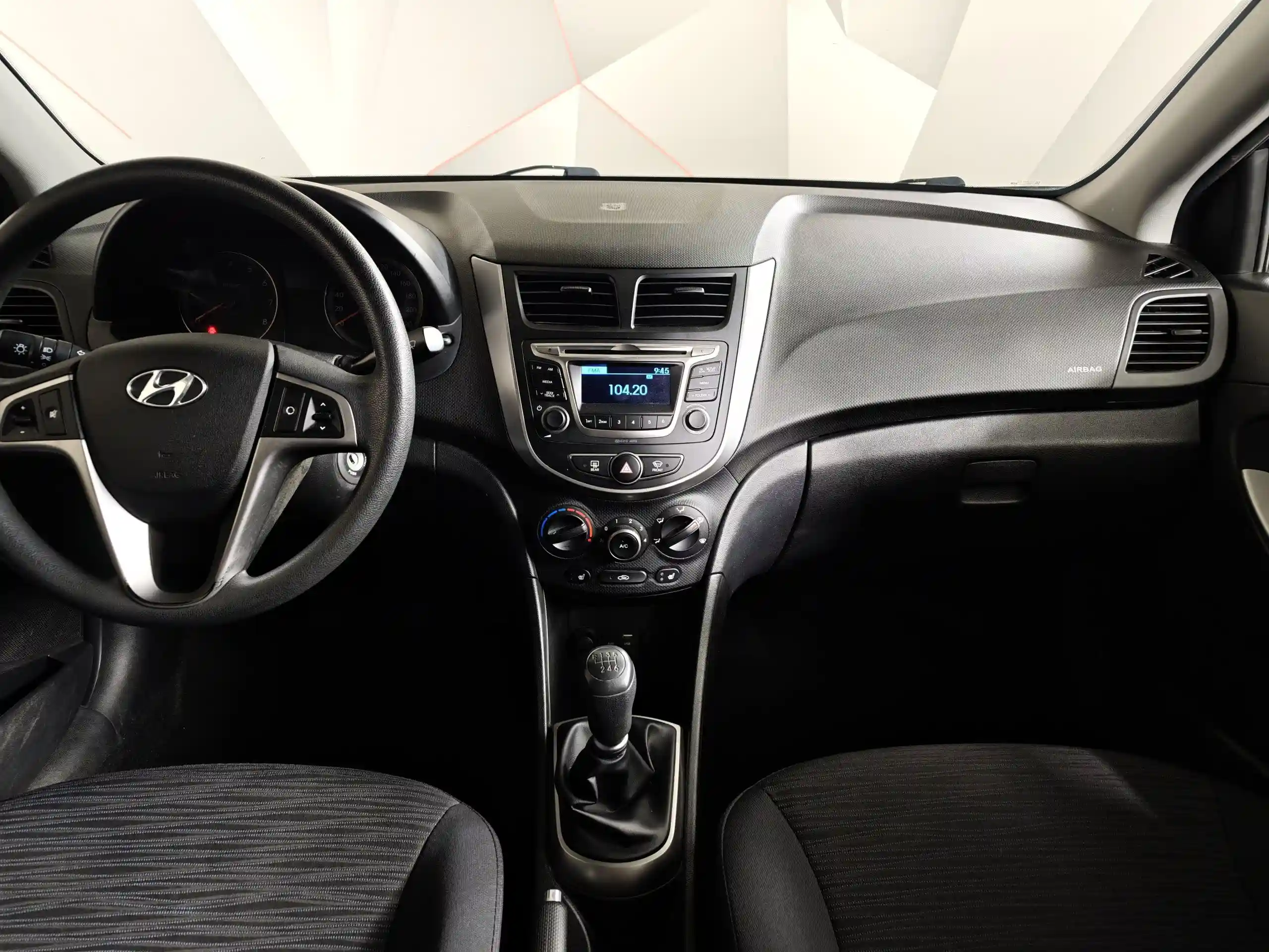 Hyundai Solaris 2016