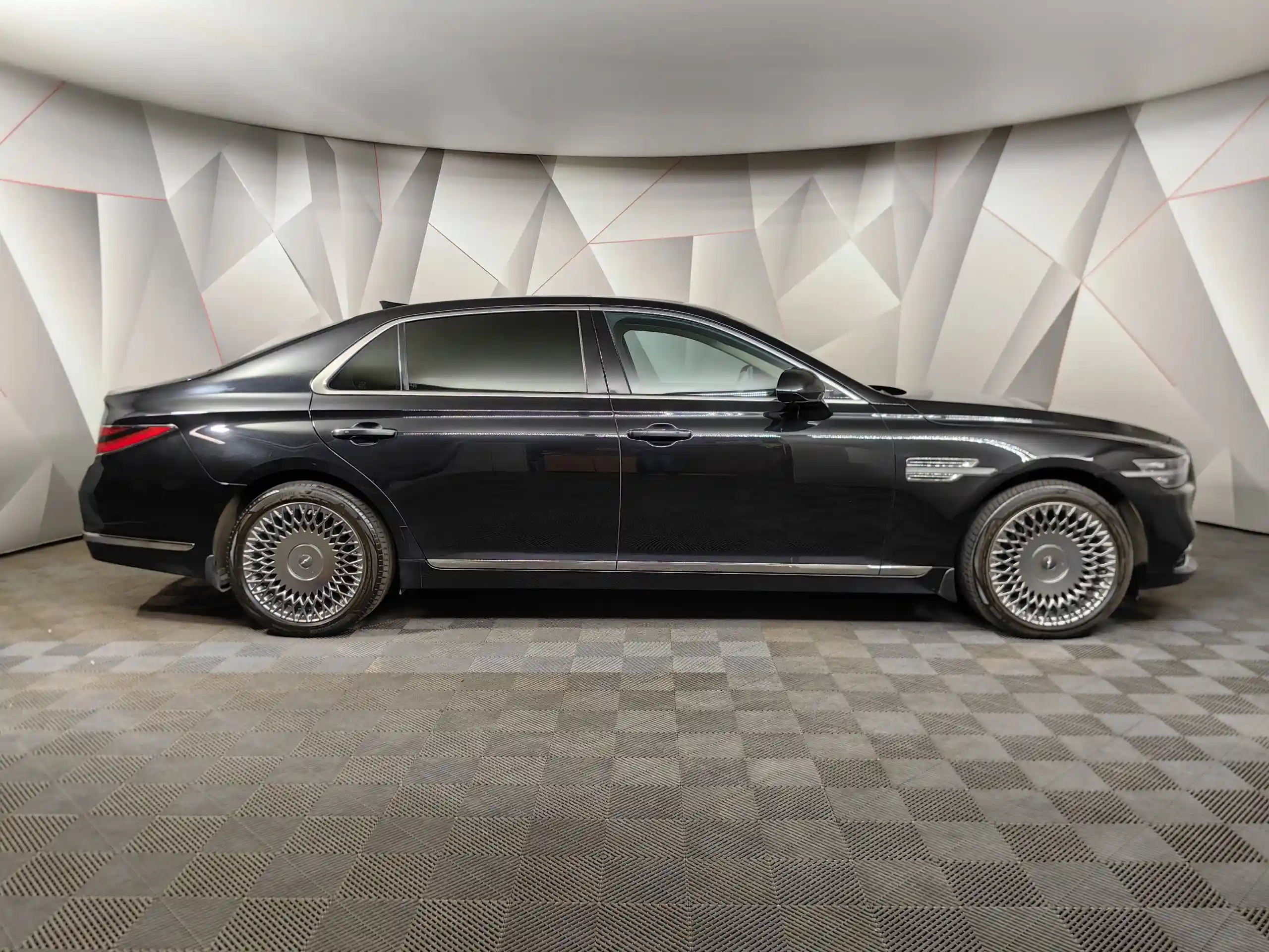 Genesis G90 2021