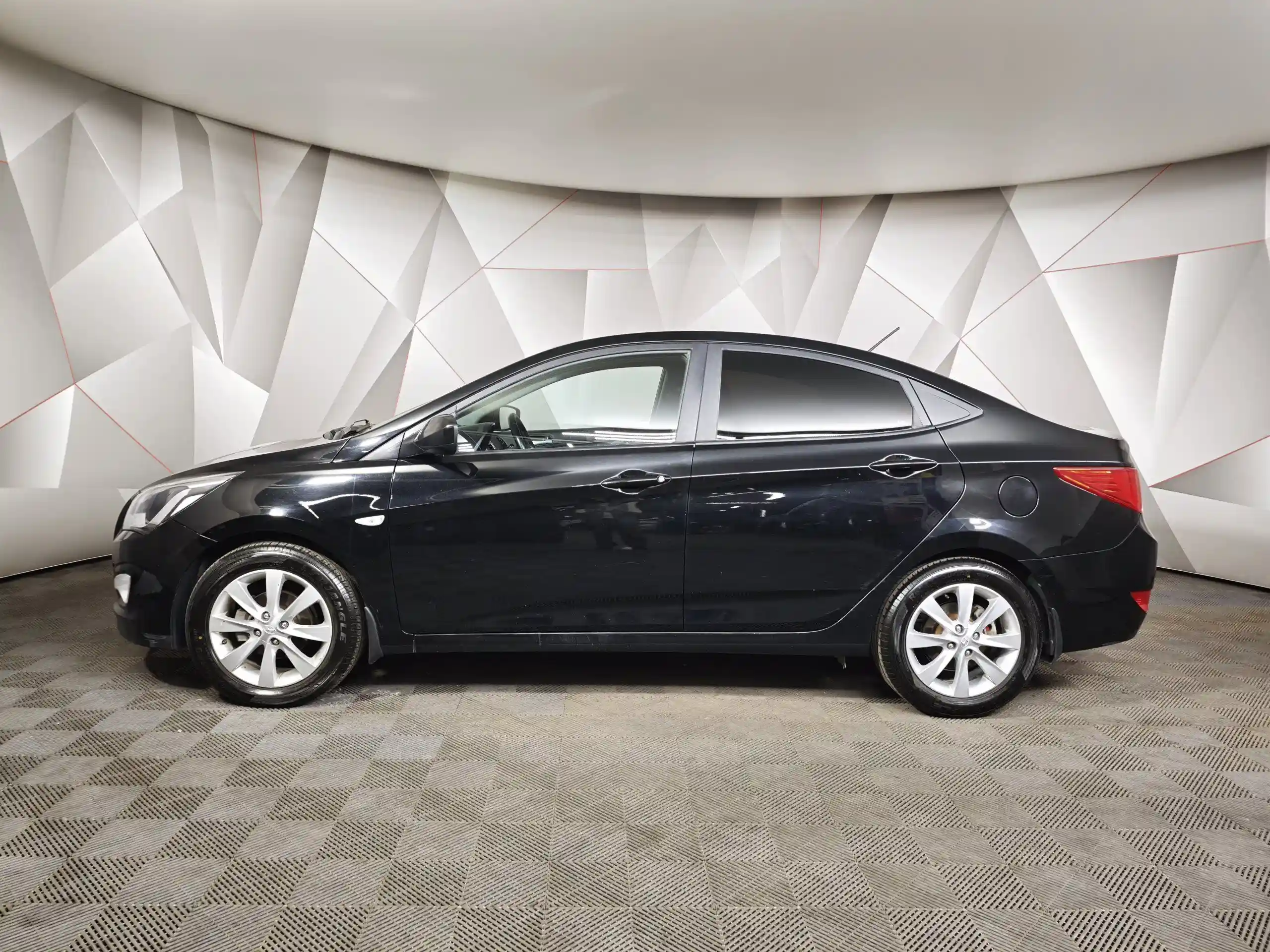 Hyundai Solaris 2016