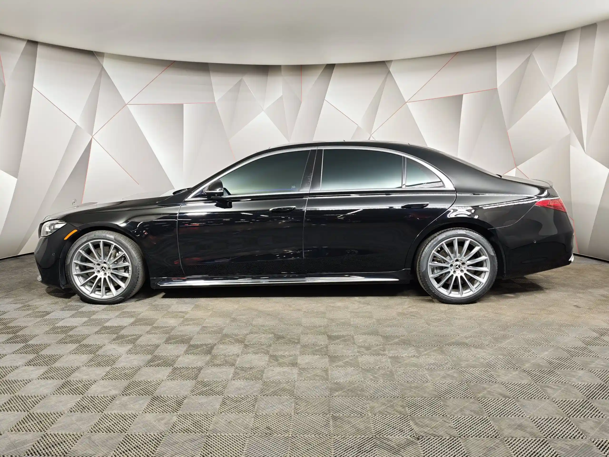 Mercedes-Benz S-Класс 2021