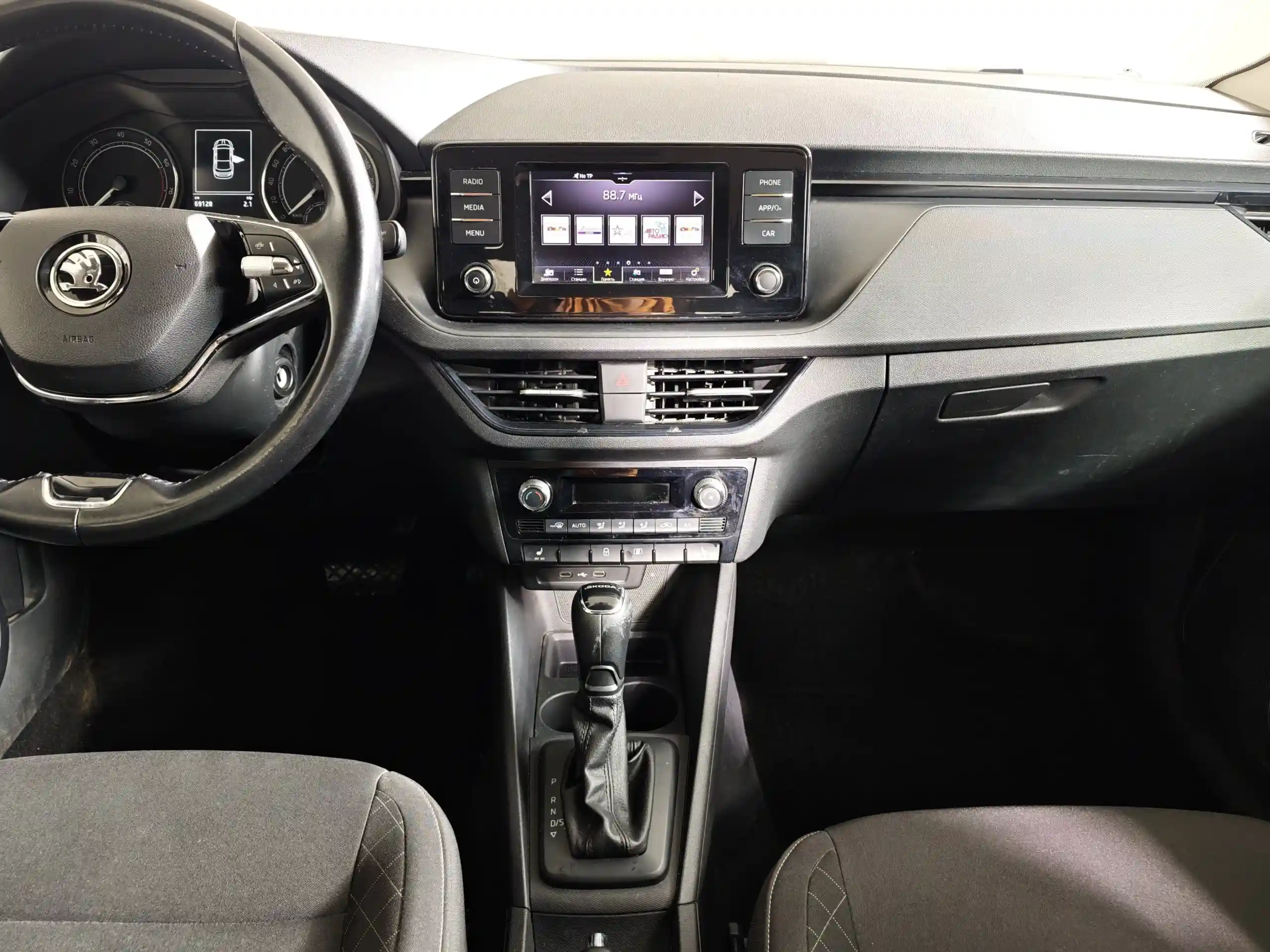 Skoda Rapid 2021