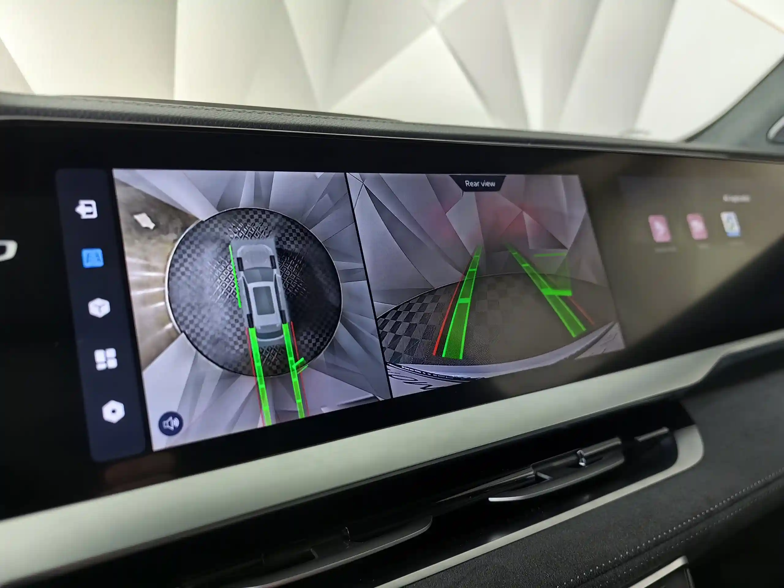 Geely Monjaro 2024
