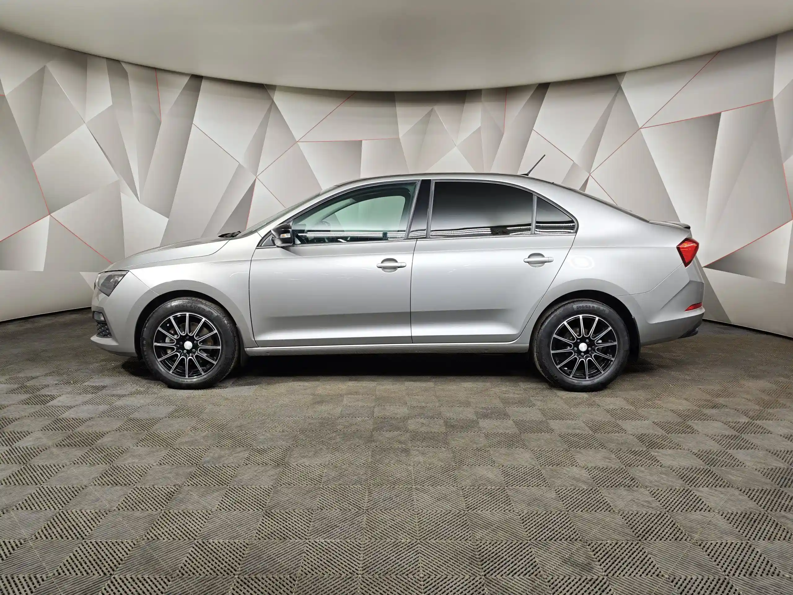 Skoda Rapid 2021