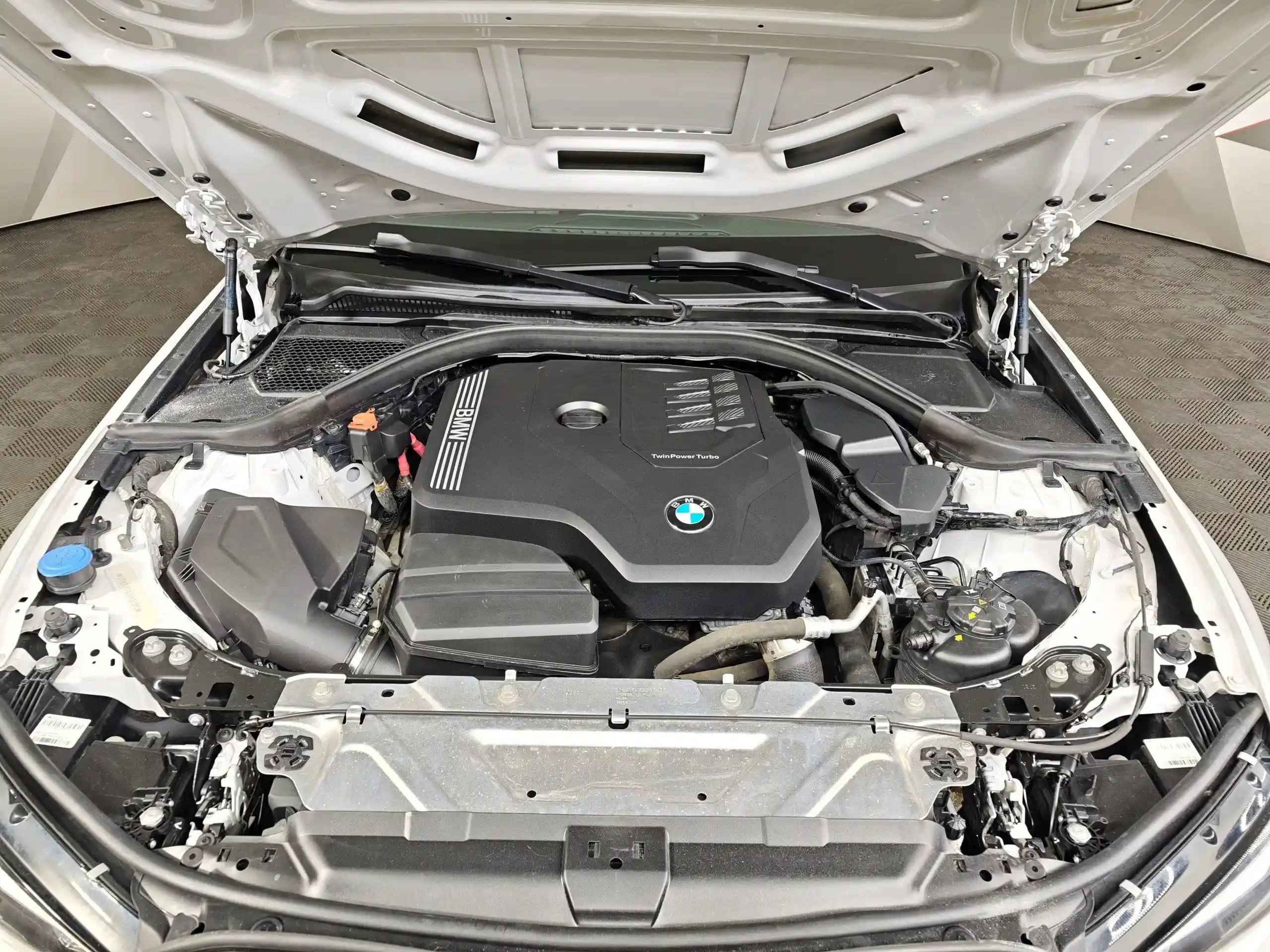 BMW 3 серия 2020