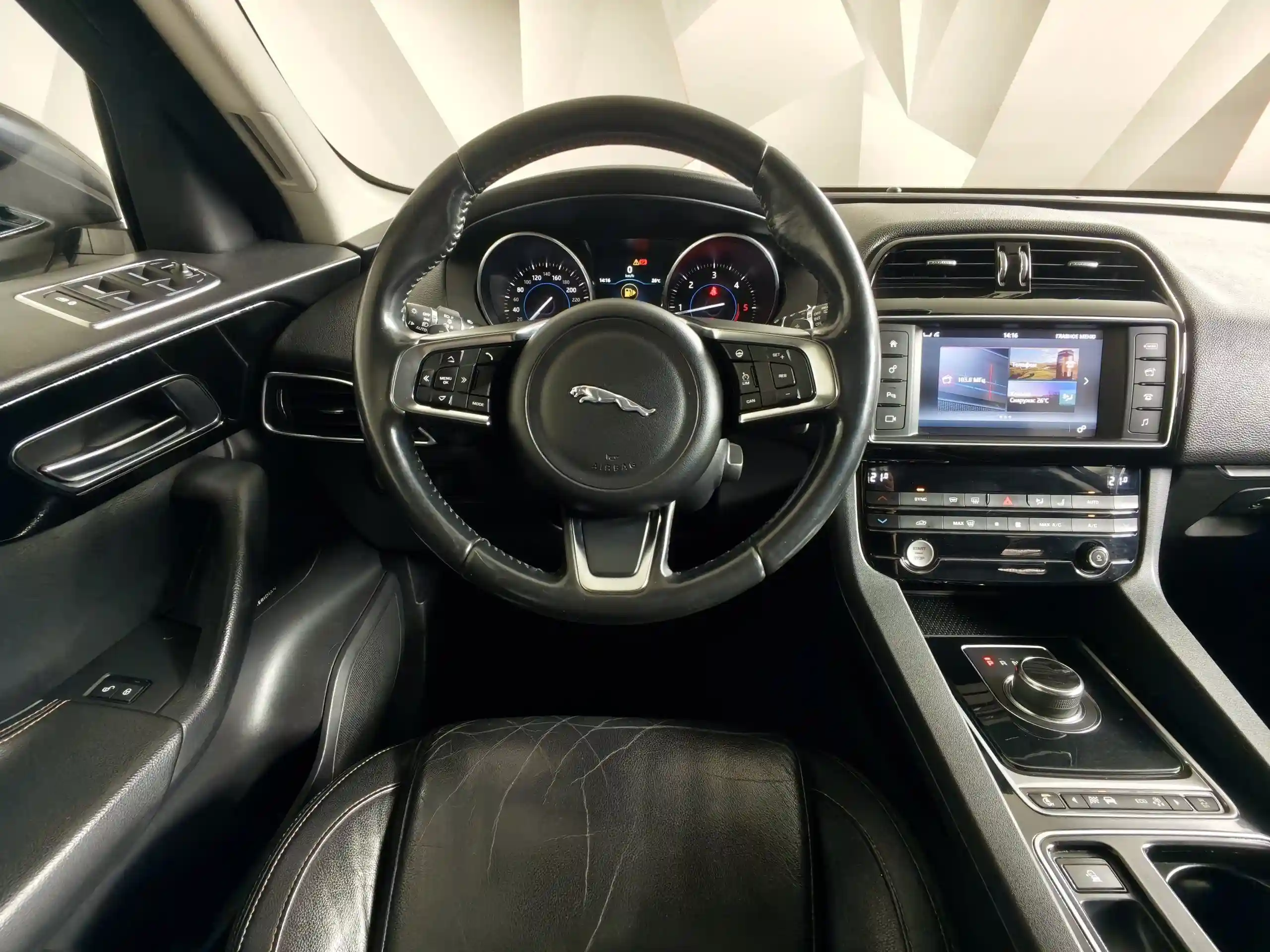 Jaguar F-Pace 2017