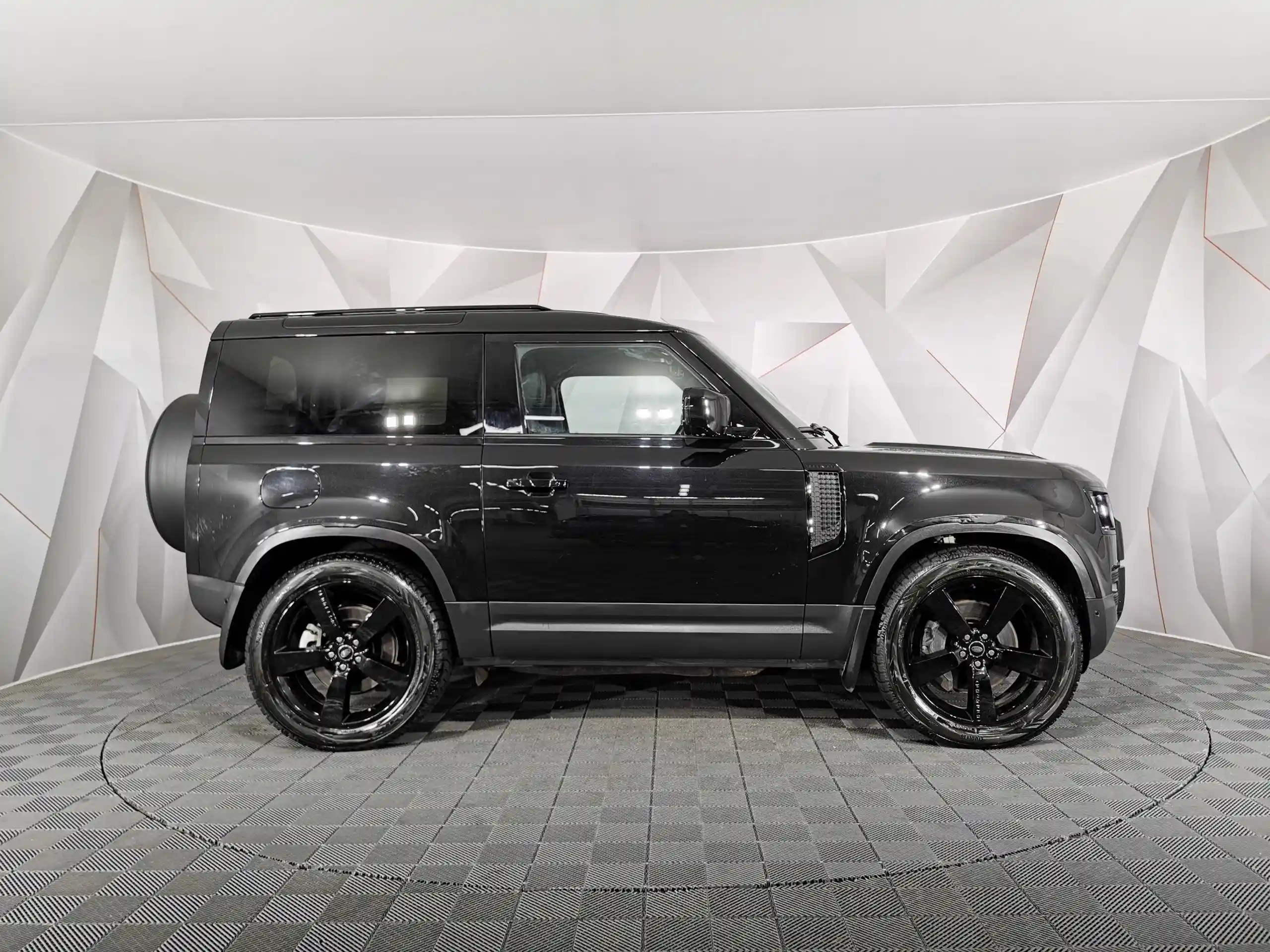 Land Rover Defender 2021