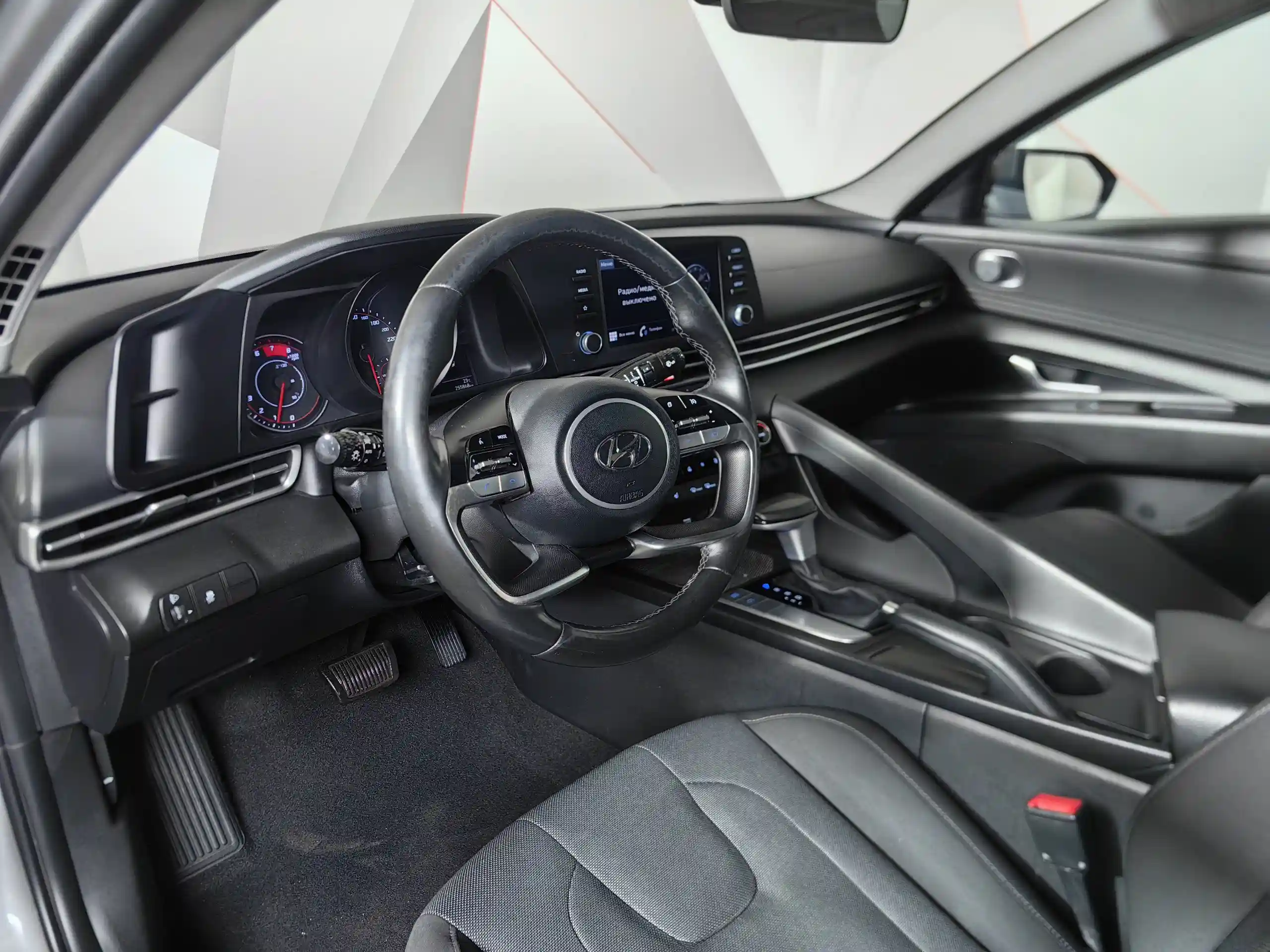Hyundai Elantra 2021
