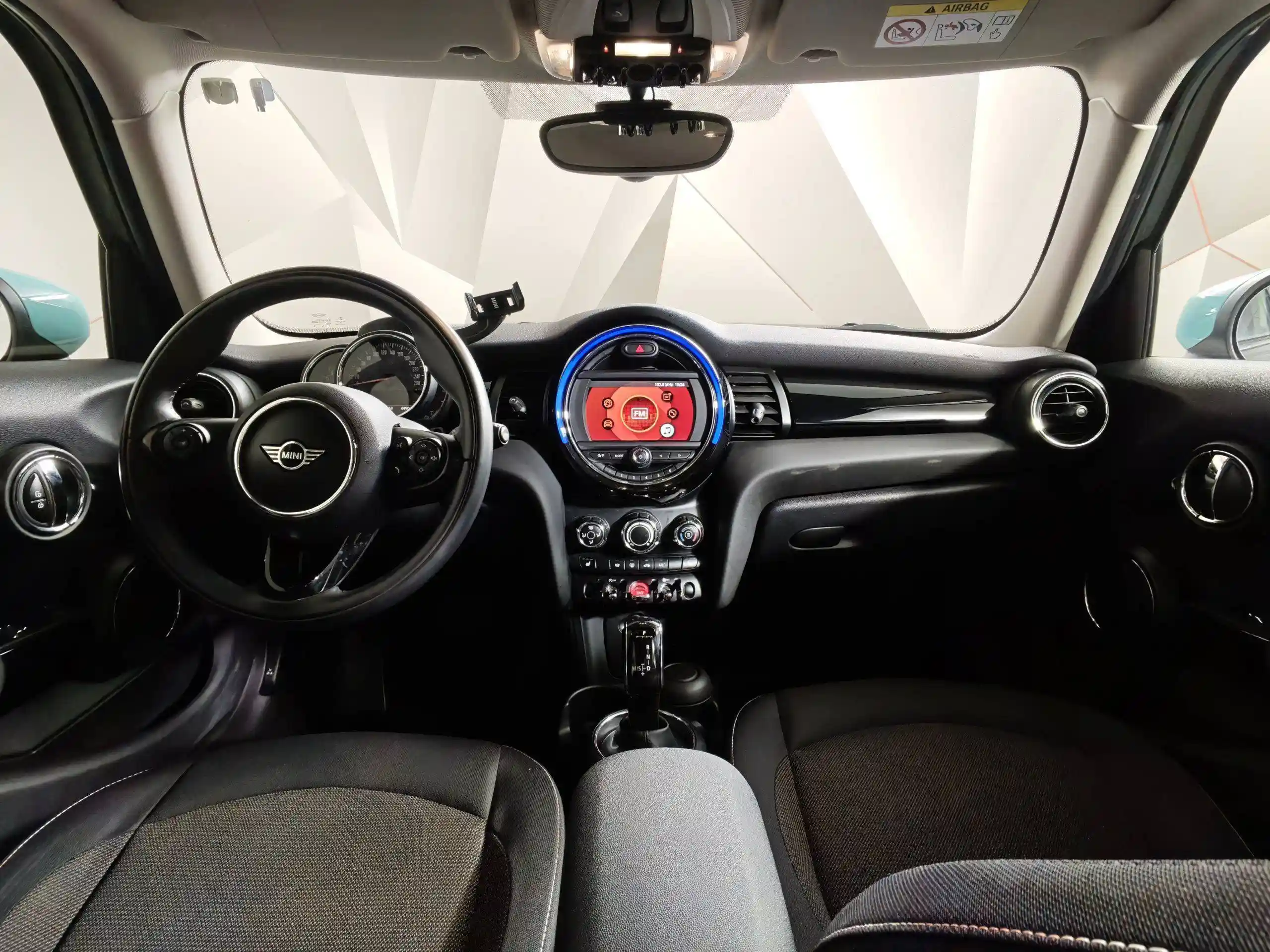 MINI 3 двери 2020