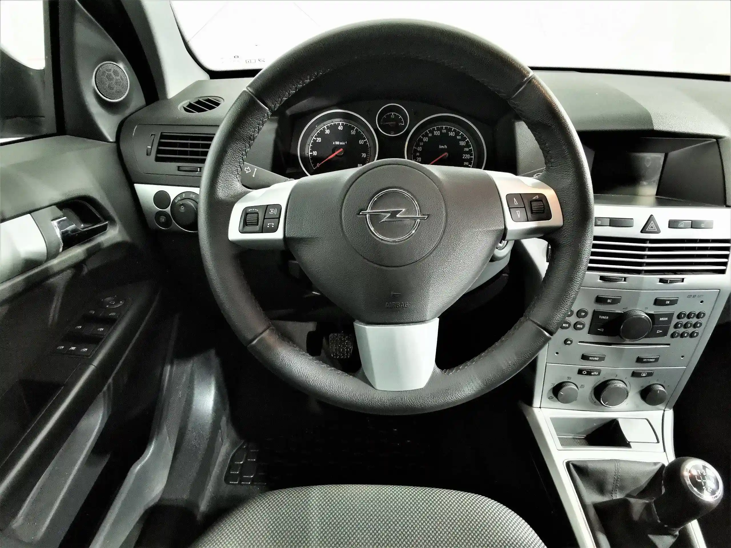 Opel Astra 2014