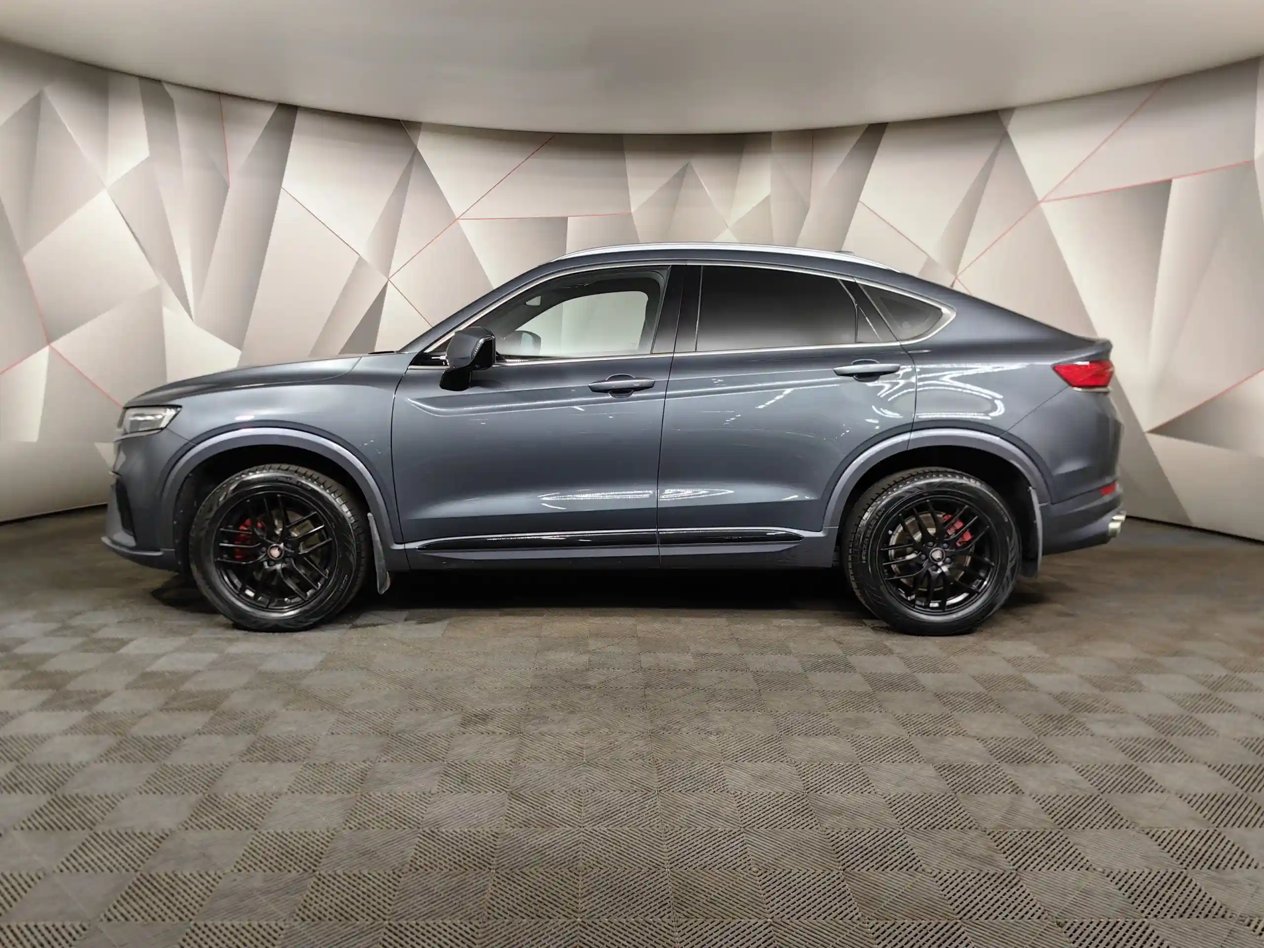 Geely Tugella 2022