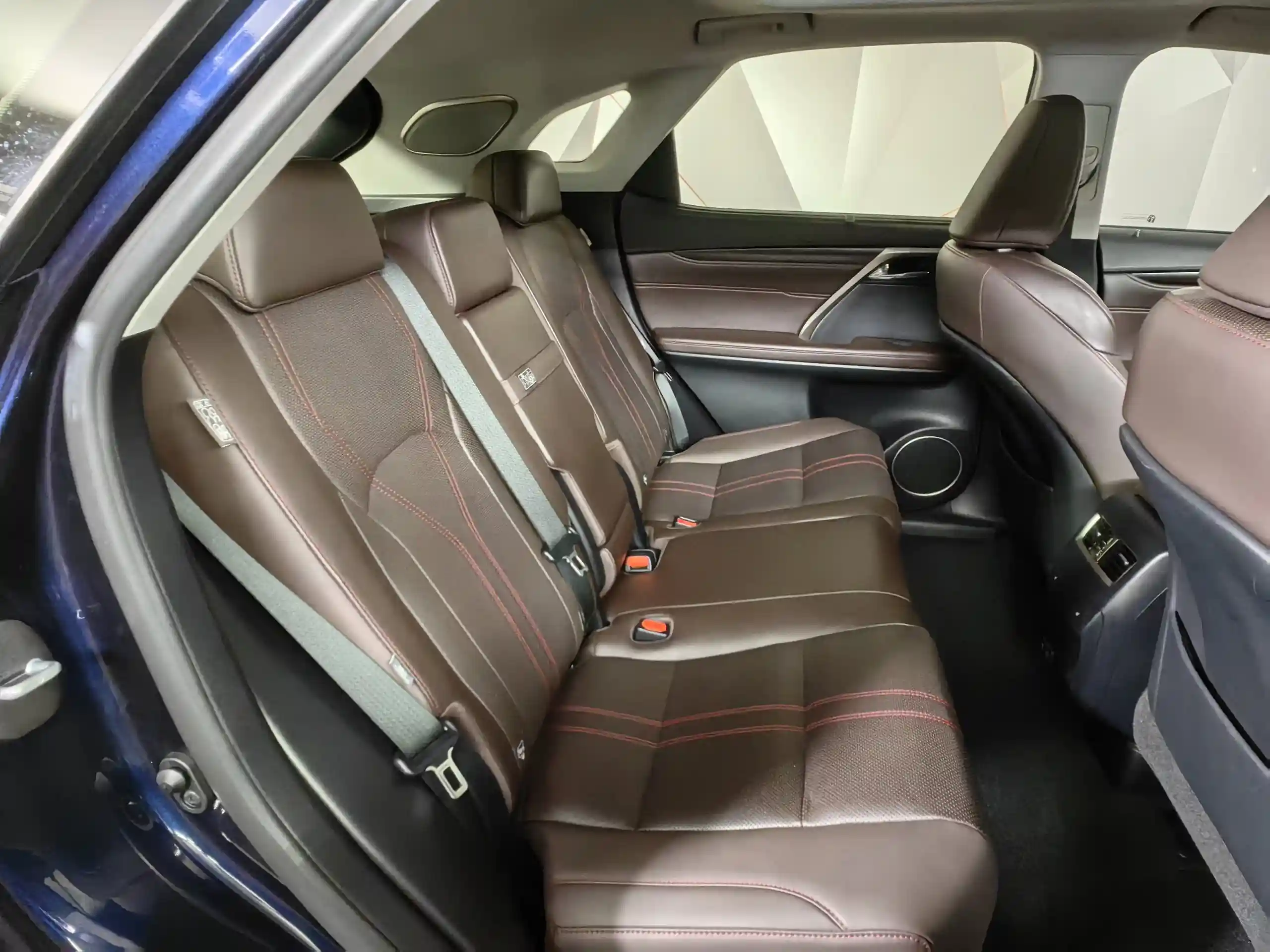 Lexus RX 2021