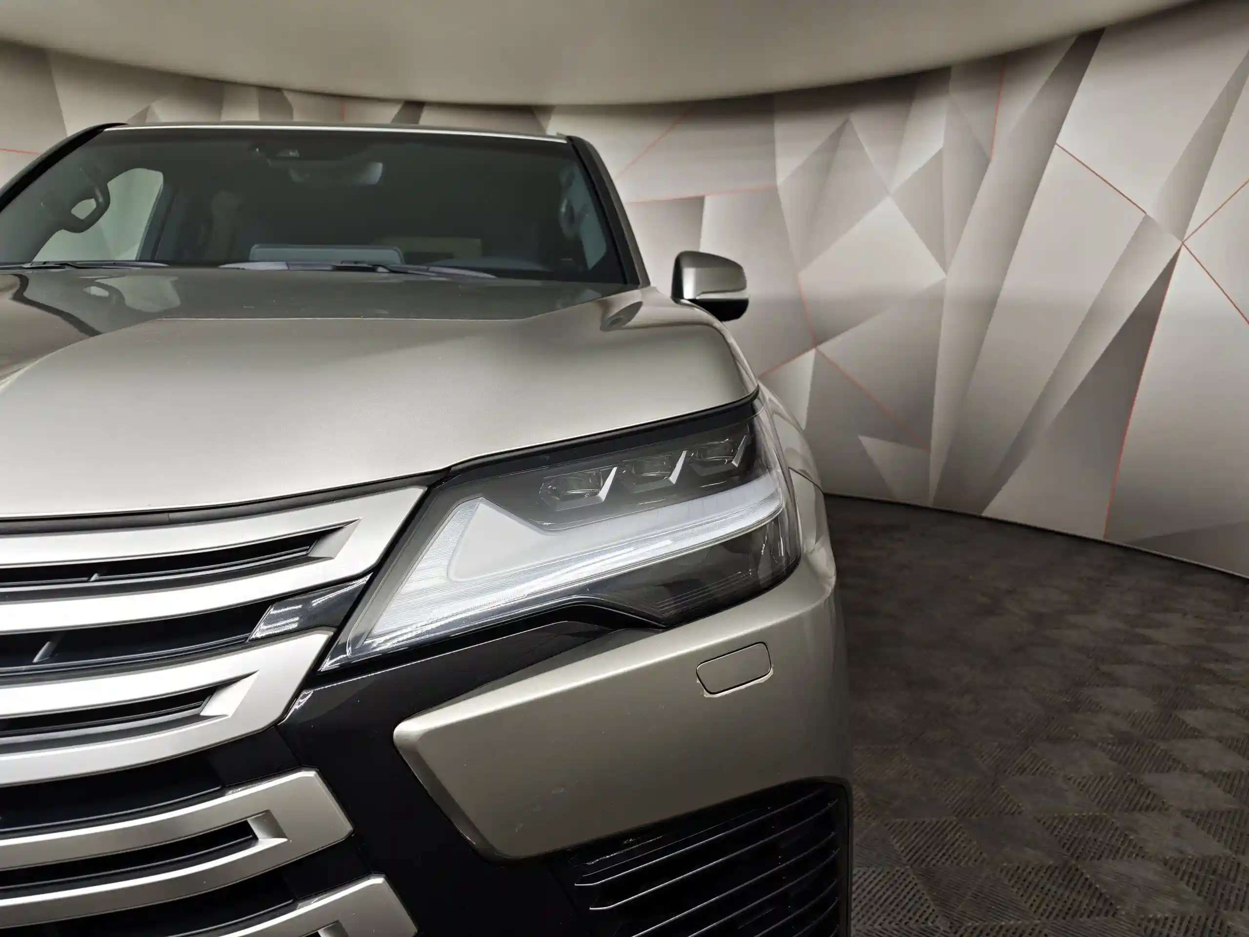 Lexus LX 2022