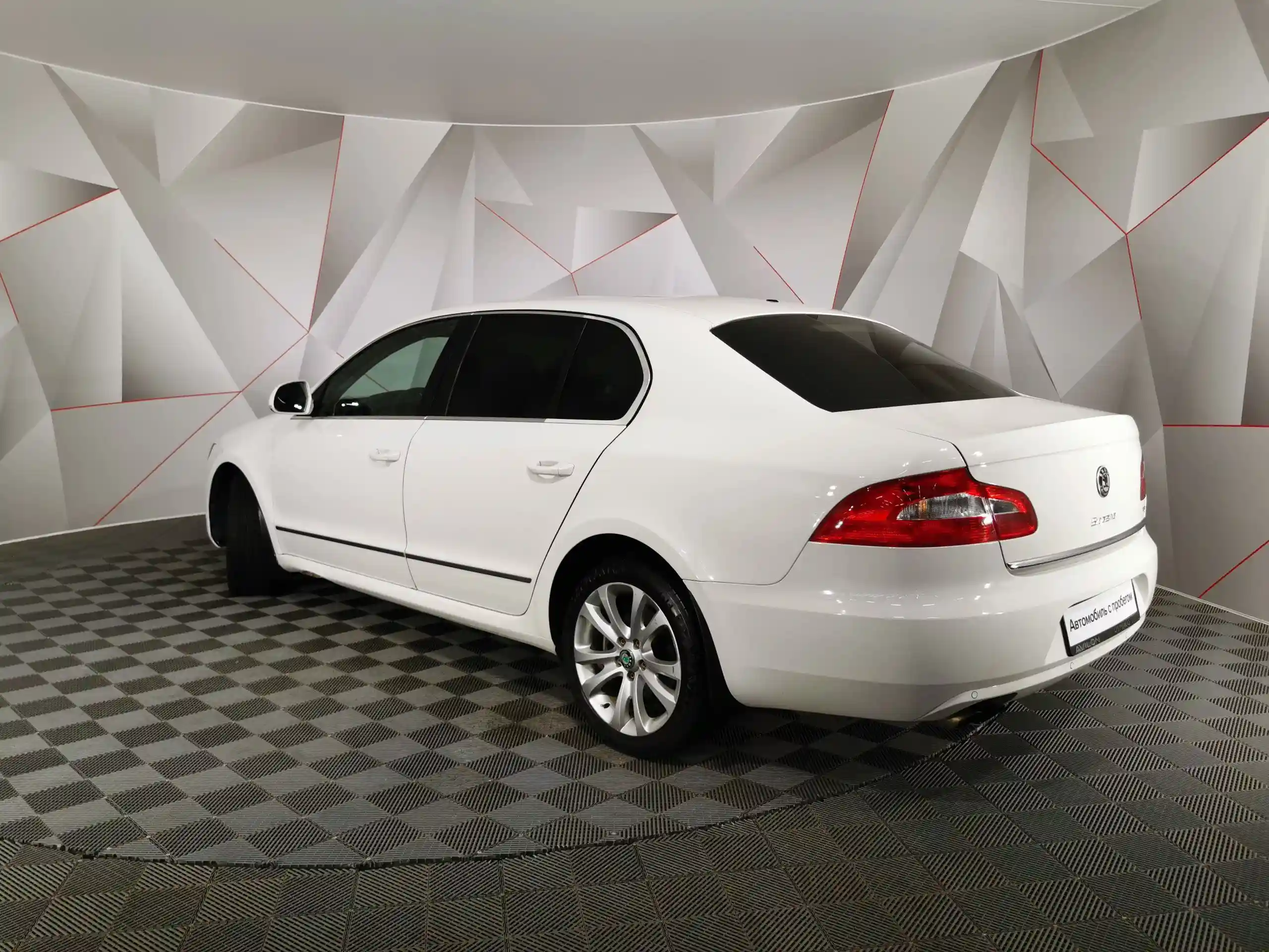 Skoda Superb 2011