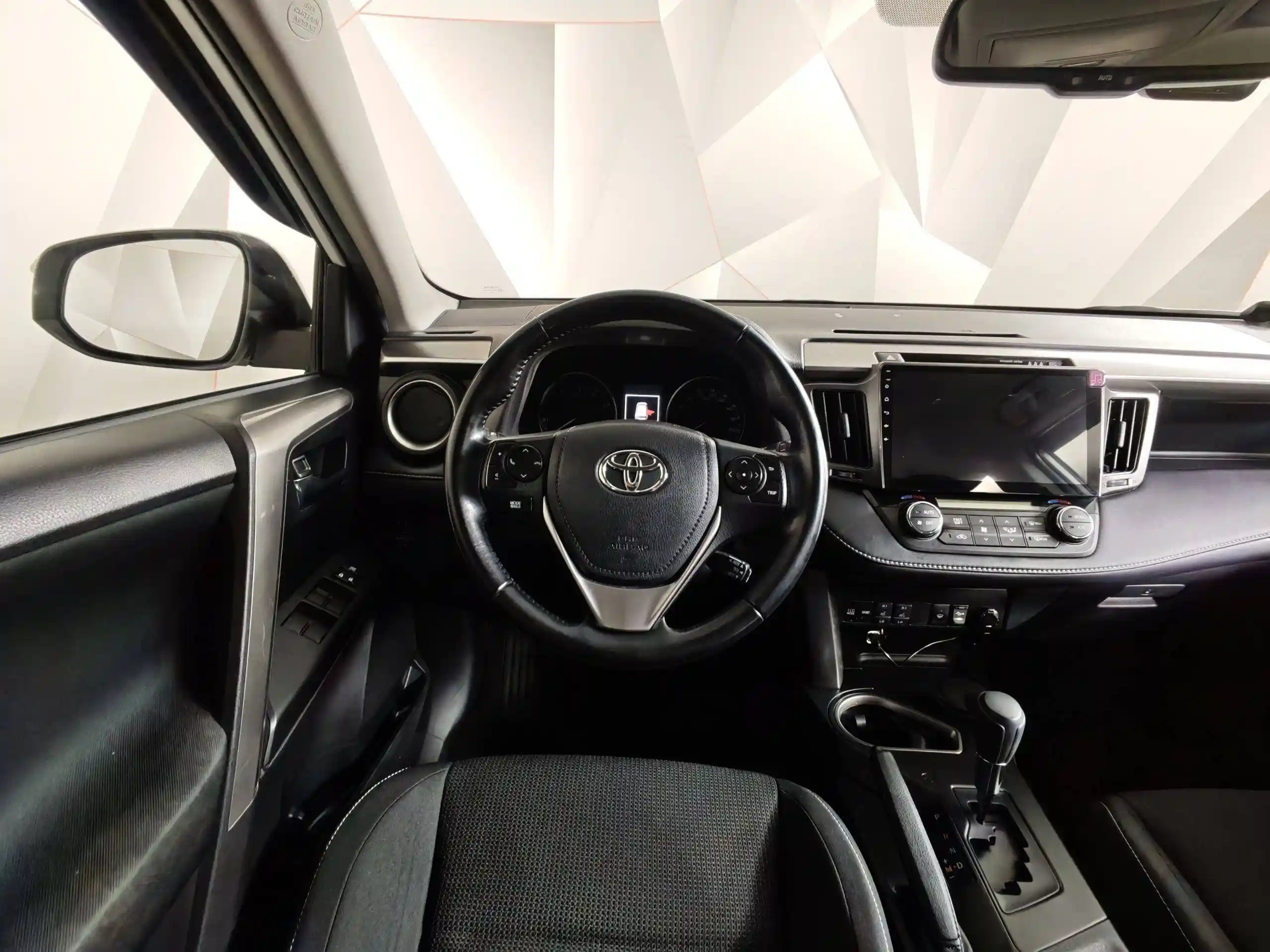 Toyota RAV4 2019