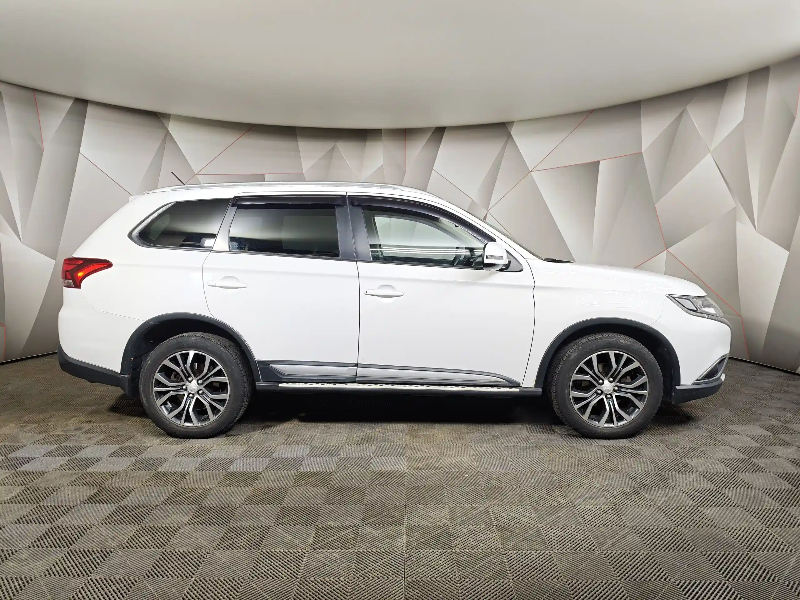 Mitsubishi Outlander 2015