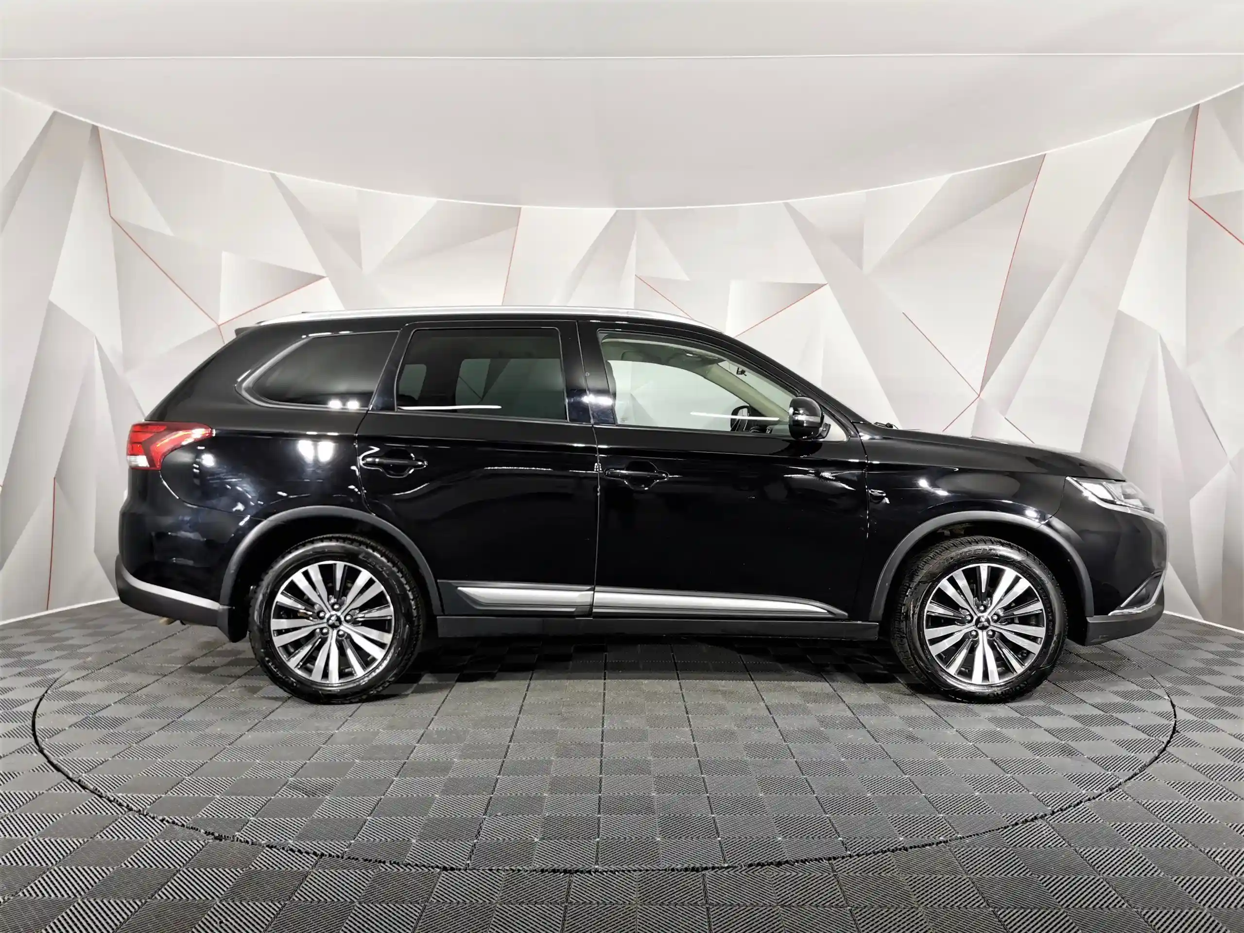 Mitsubishi Outlander 2019