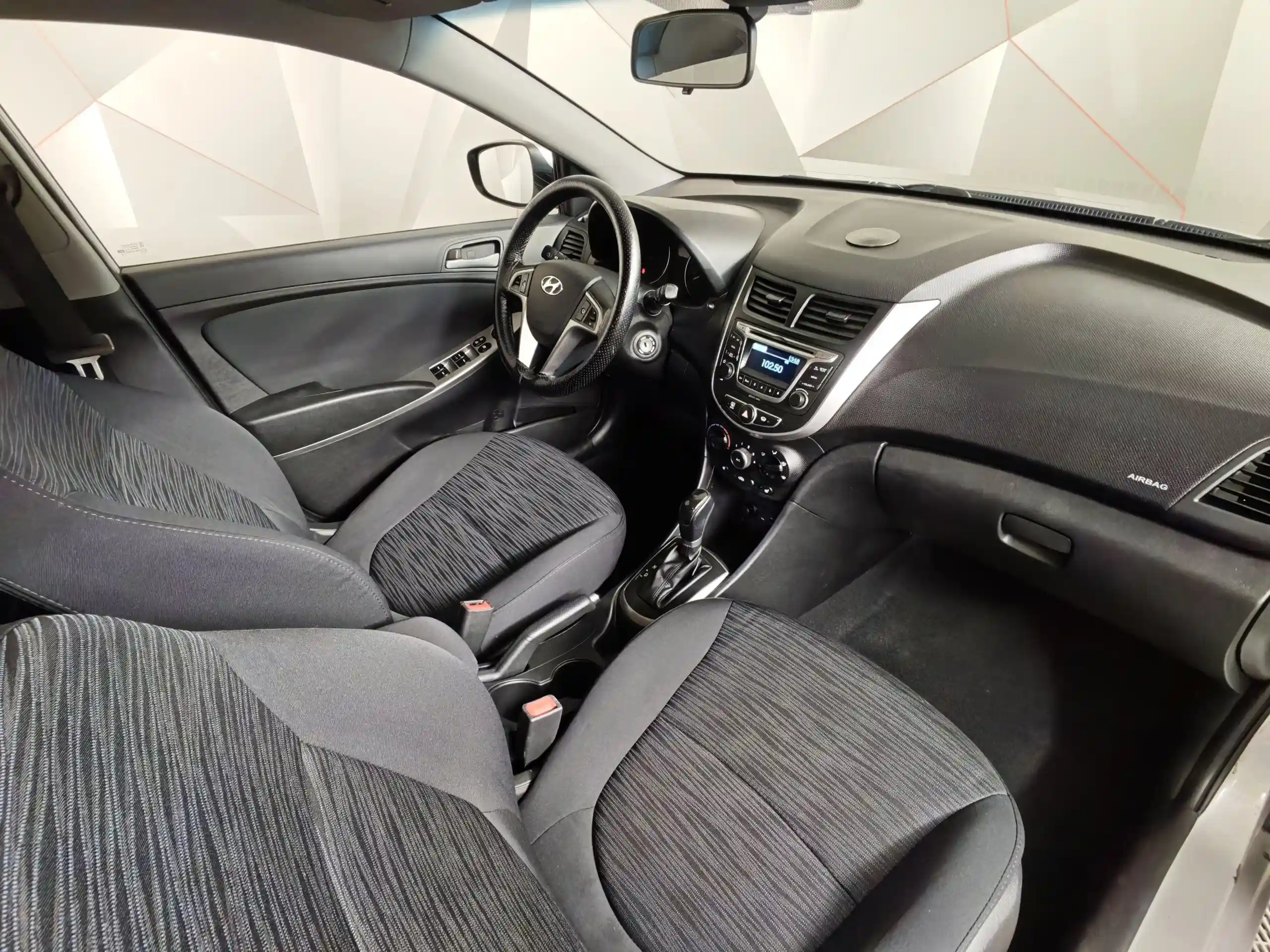 Hyundai Solaris 2015