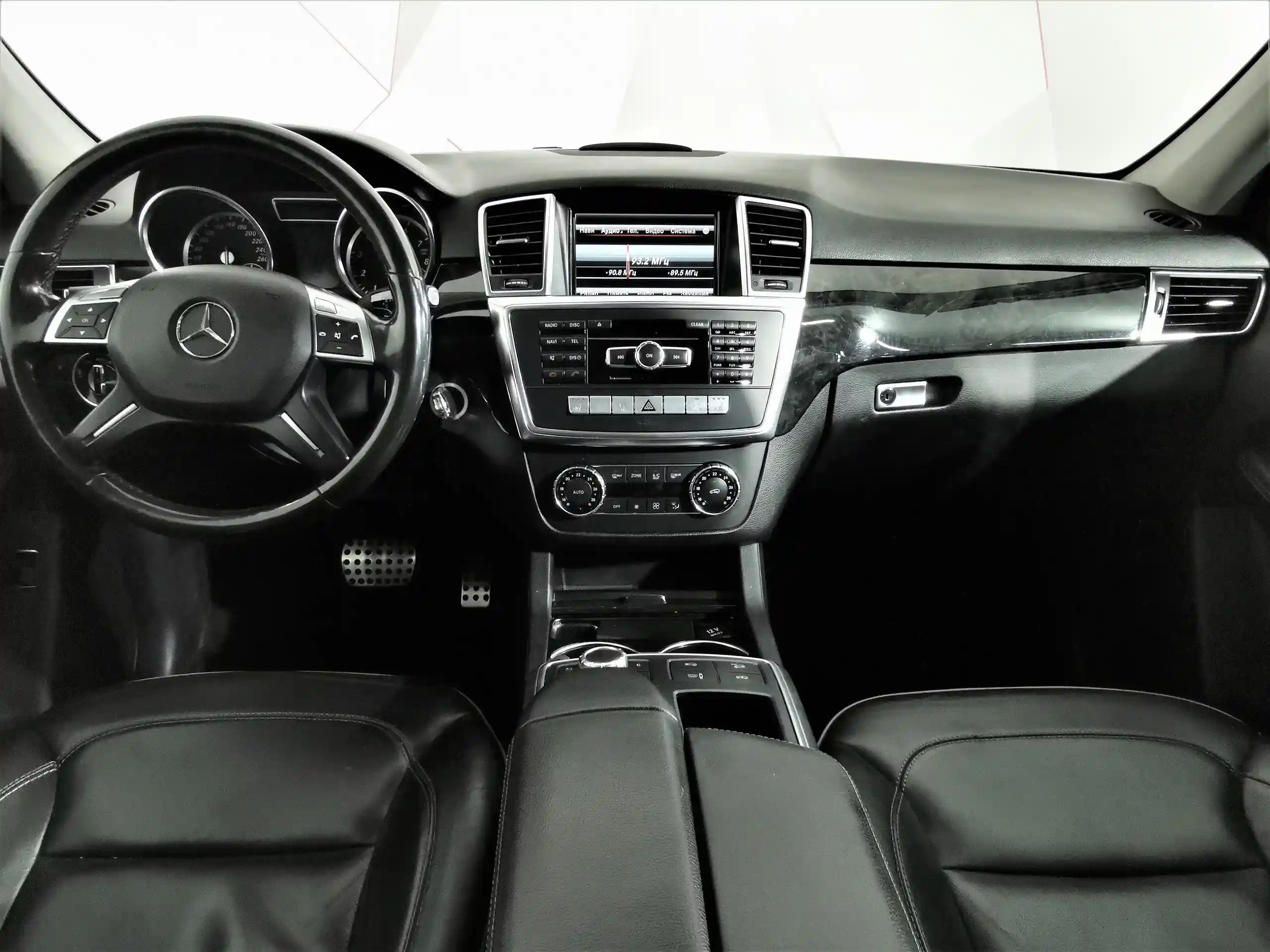 Mercedes-Benz M-Класс 2013