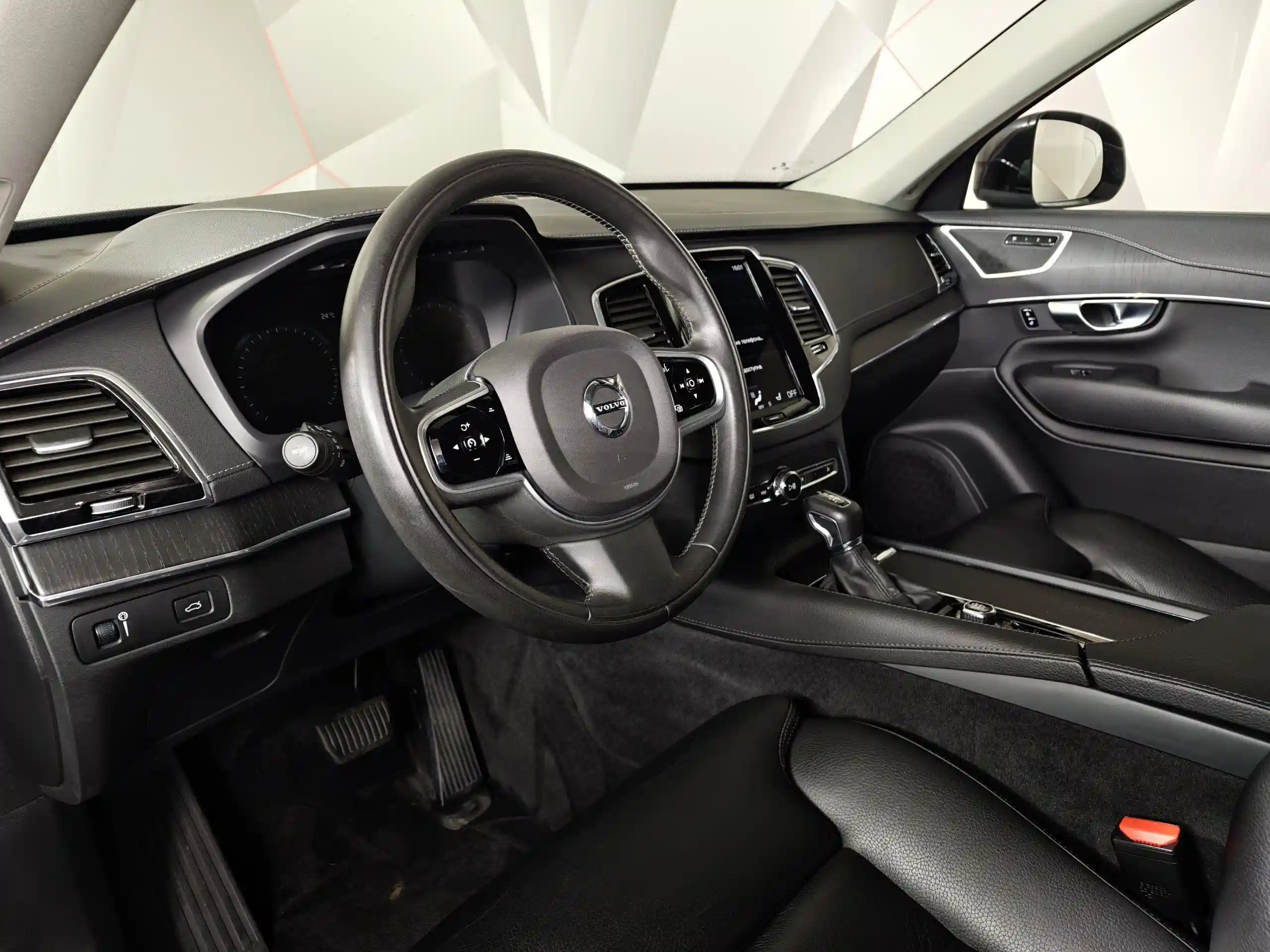 Volvo XC90 2019