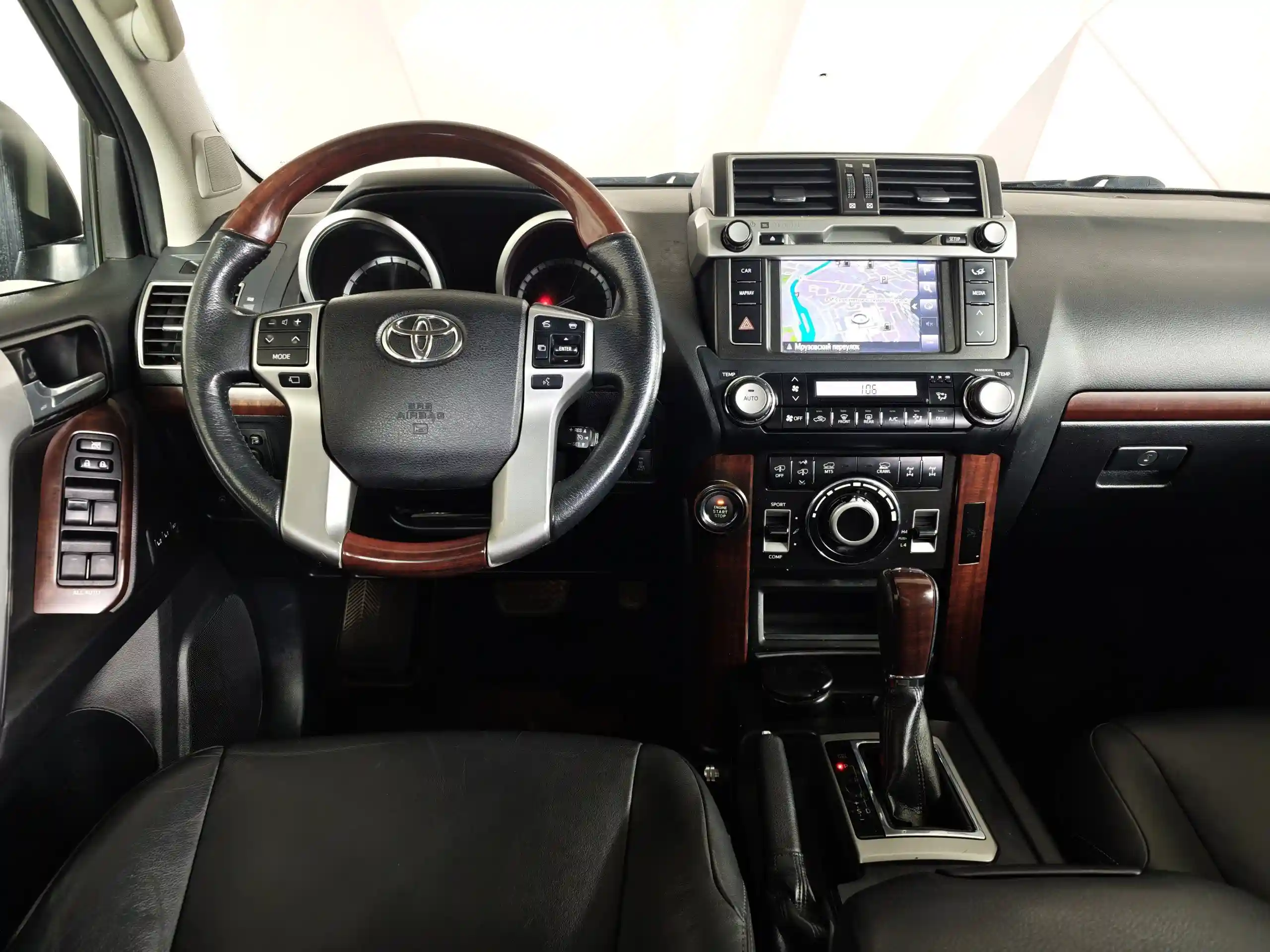 Toyota Land Cruiser Prado 2016