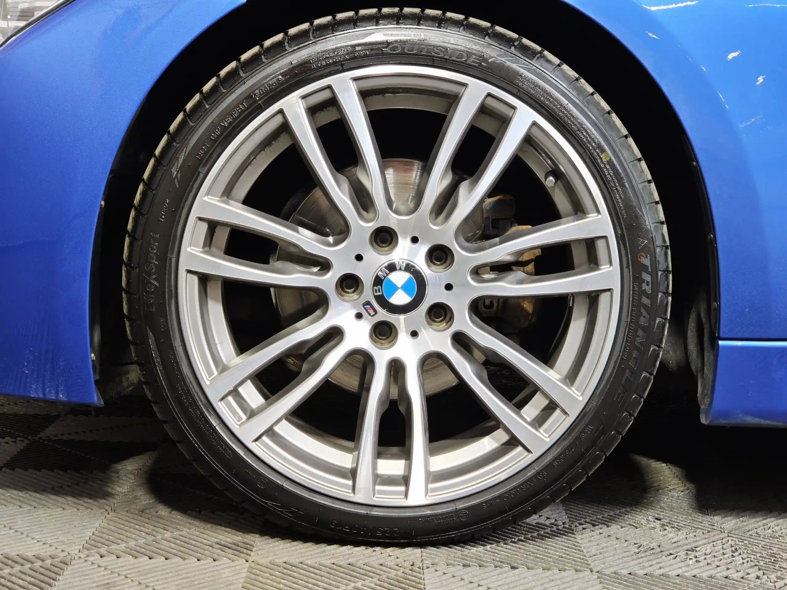 BMW 3 серия 2018