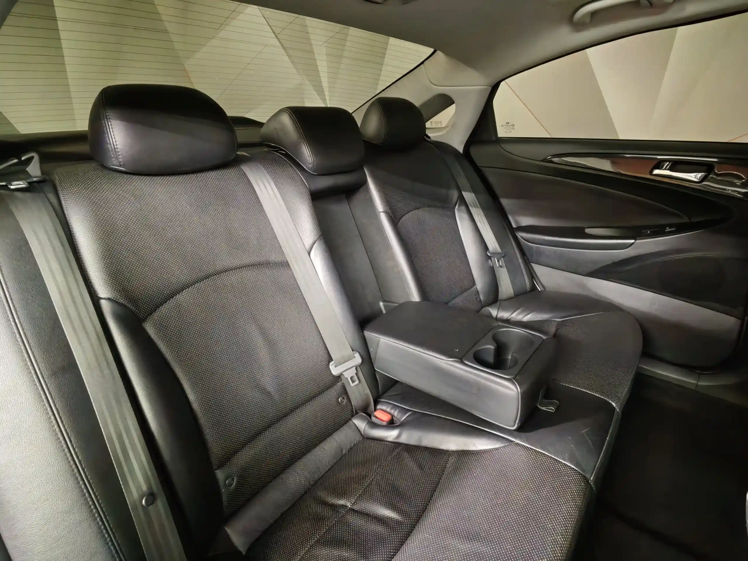 Hyundai Sonata 2011