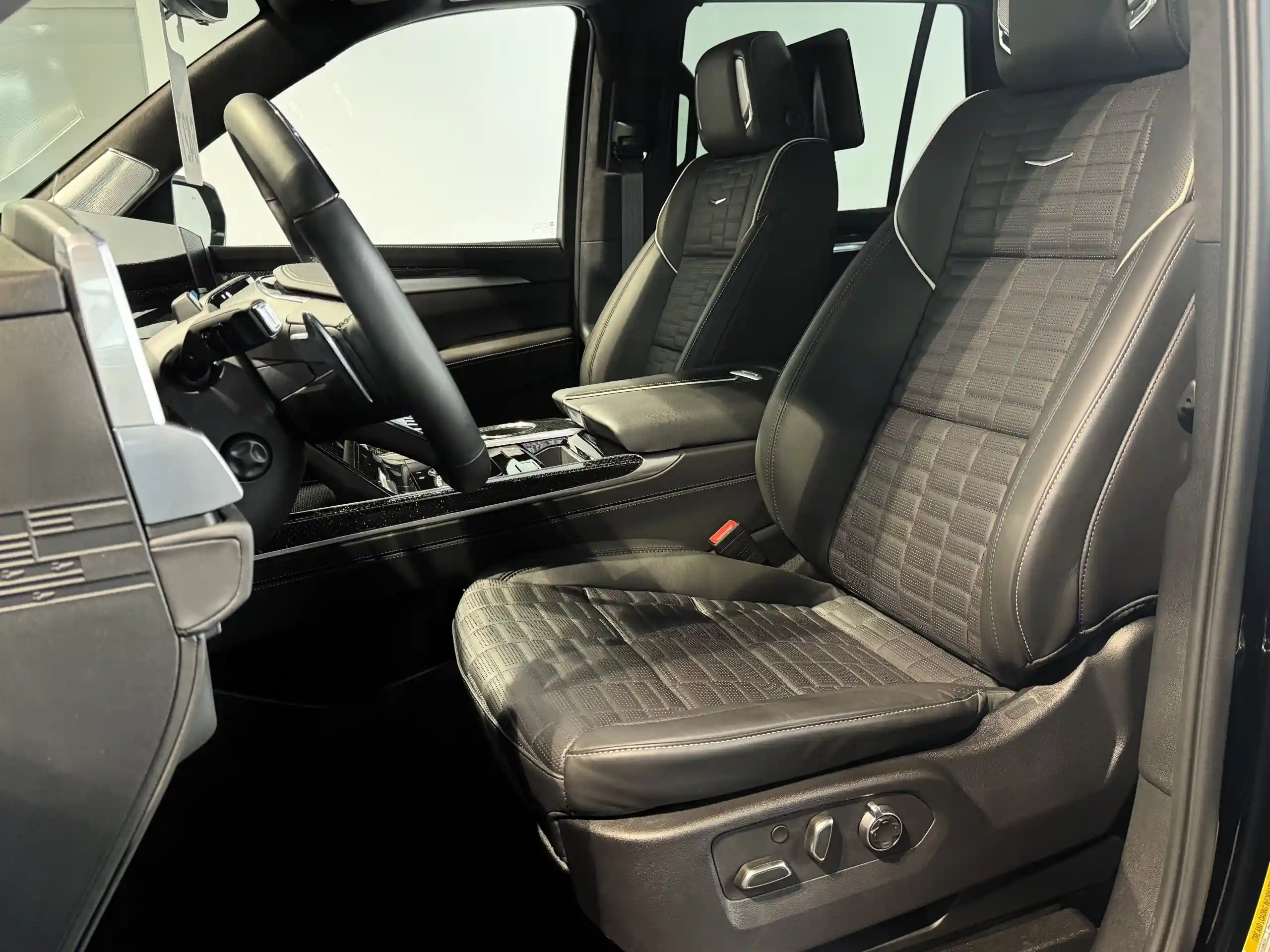 Cadillac Escalade 2025