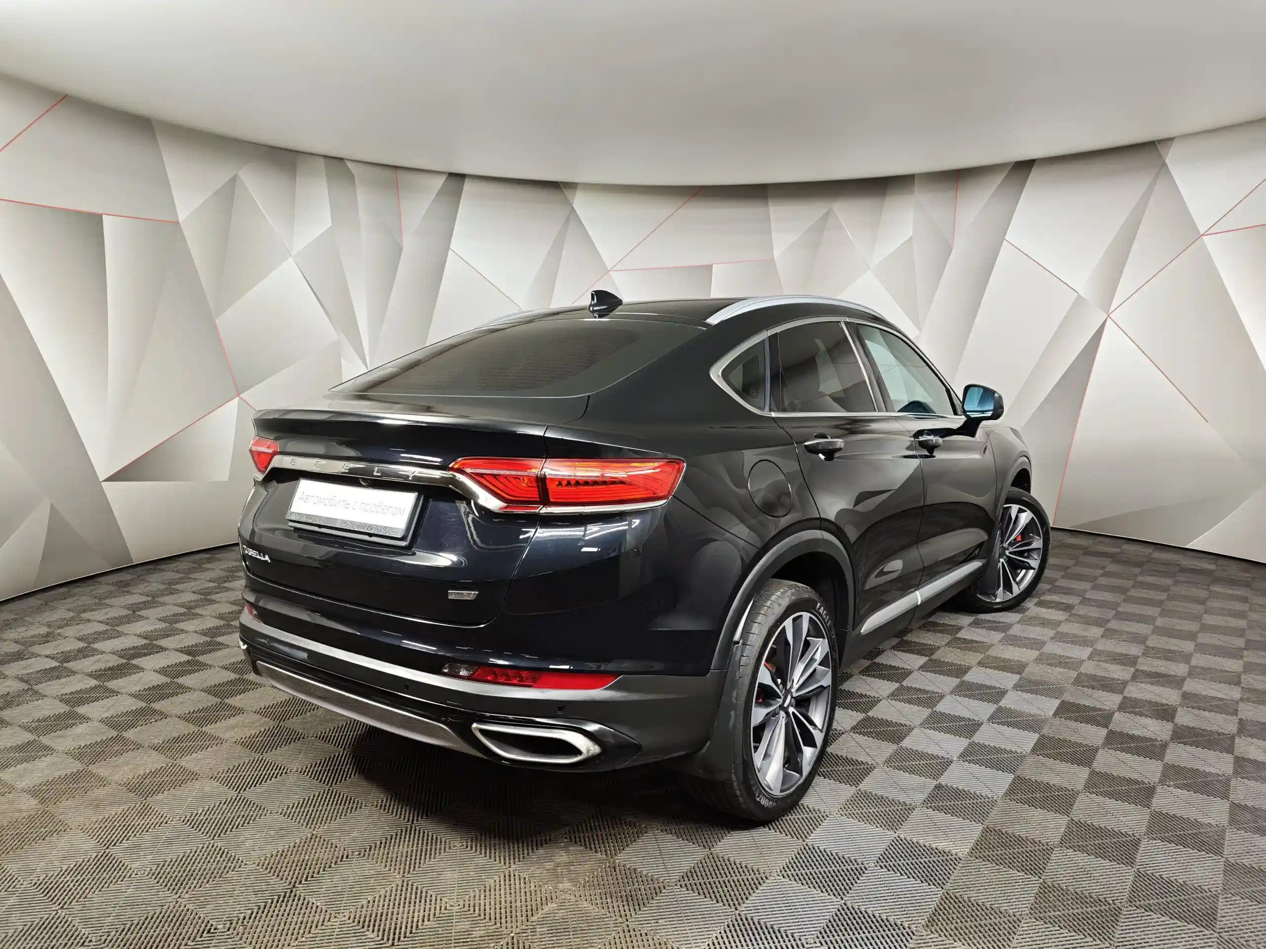 Geely Tugella 2022