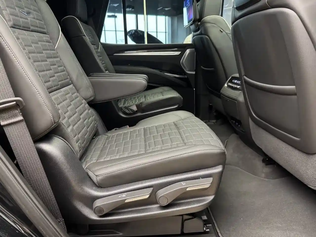Cadillac Escalade 2025