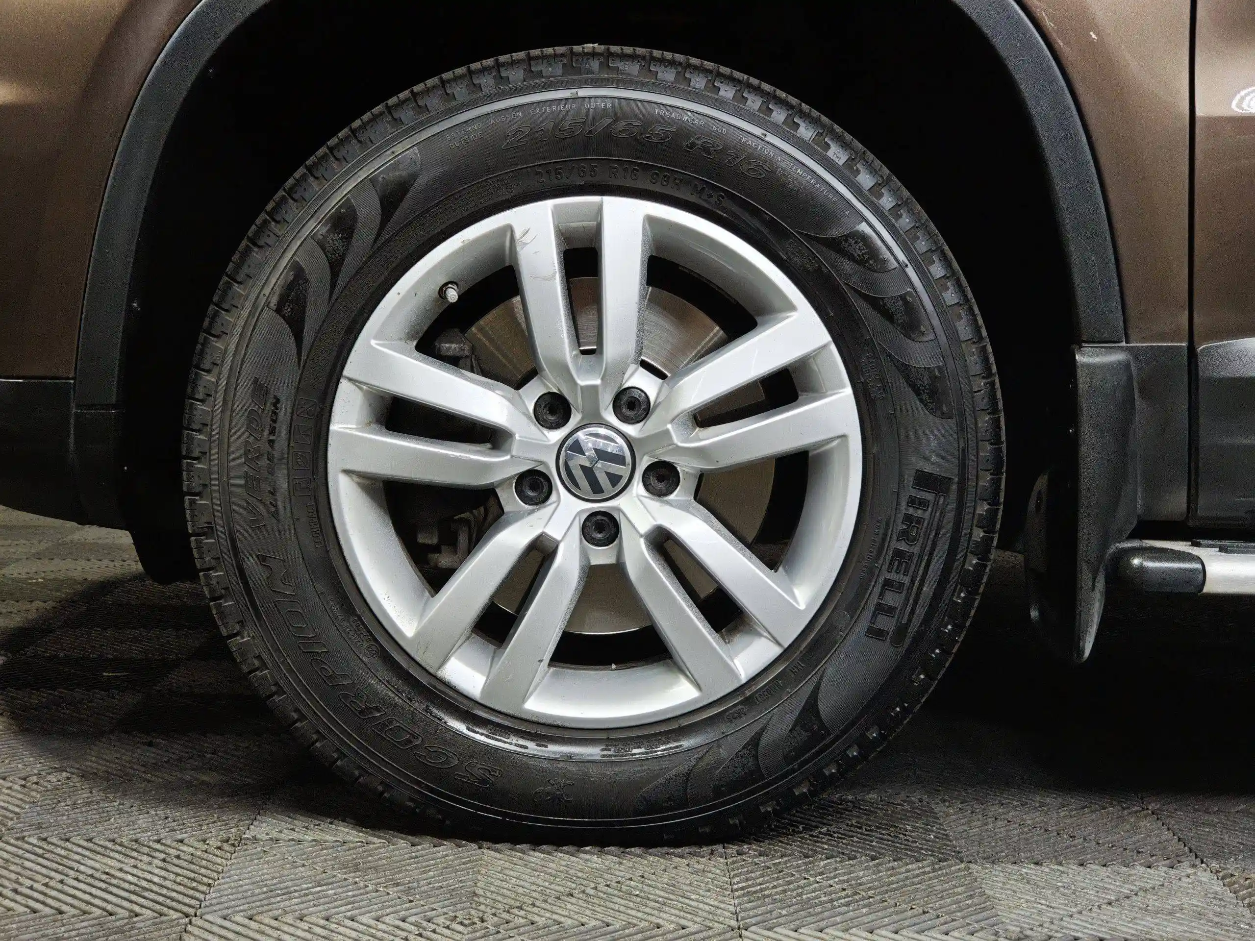 Volkswagen Tiguan 2014