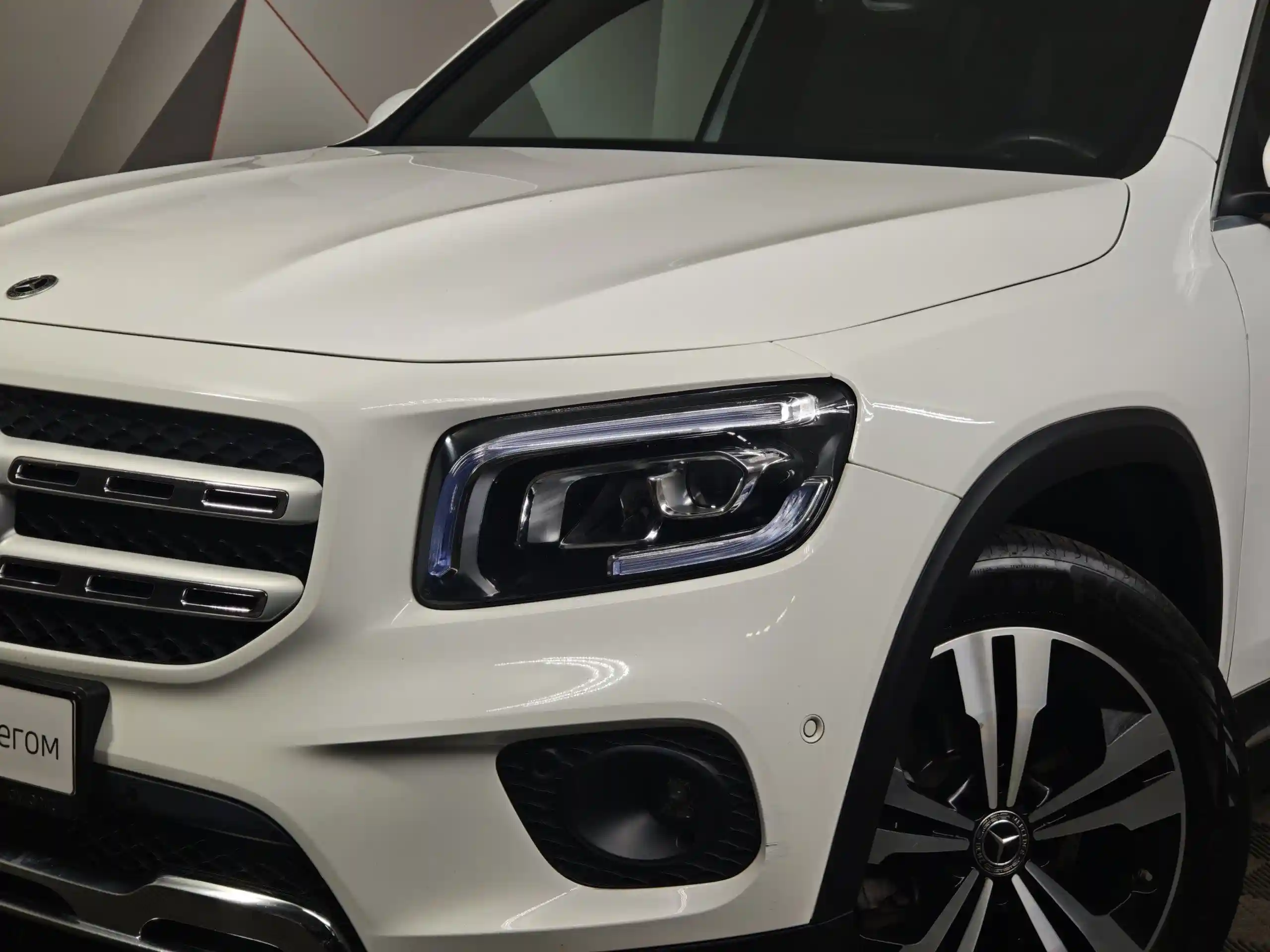 Mercedes-Benz GLB 2021