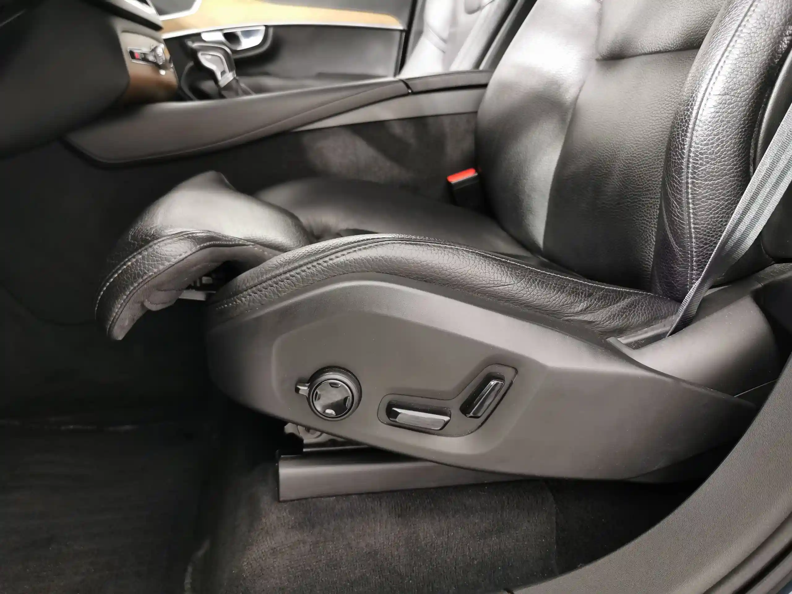 Volvo XC90 2018