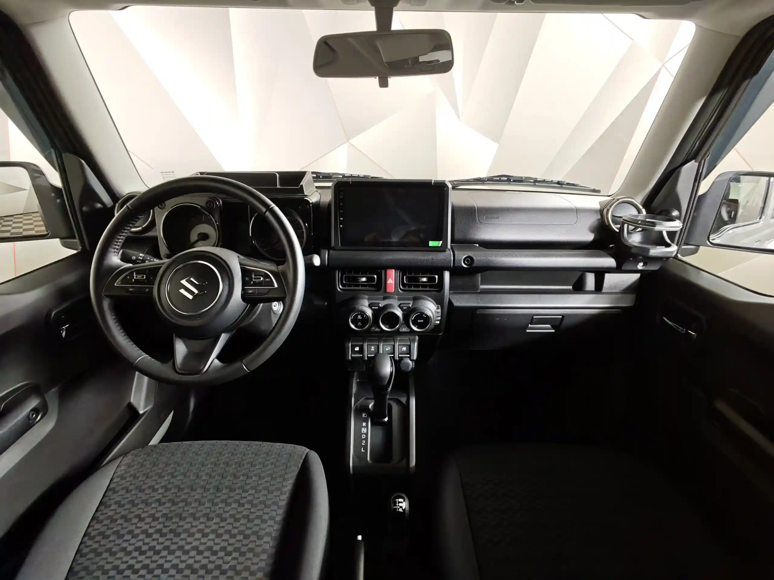 Suzuki Jimny 2024