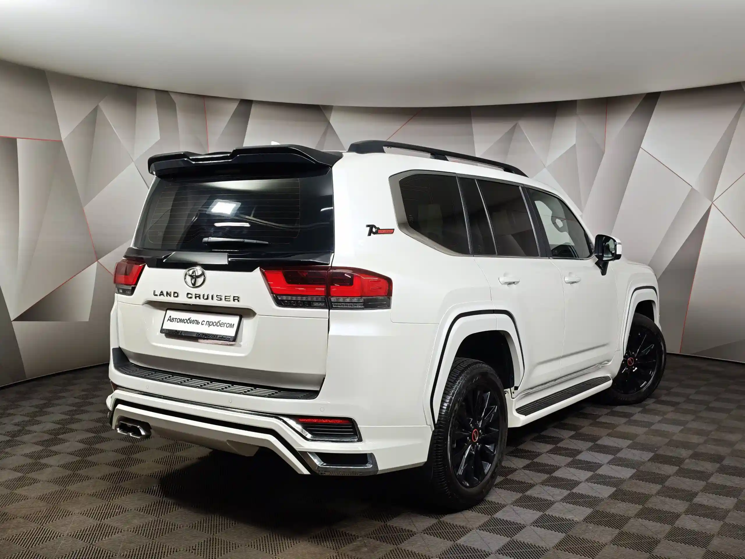Toyota Land Cruiser 2023