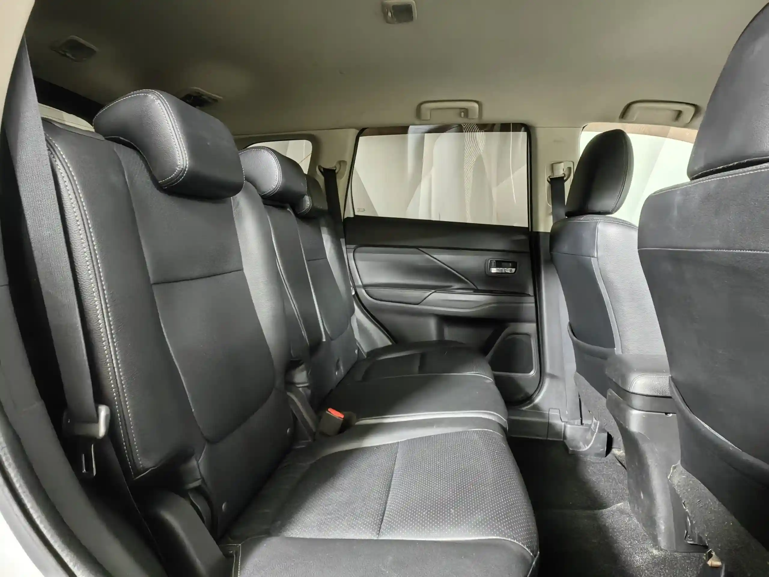 Mitsubishi Outlander 2014