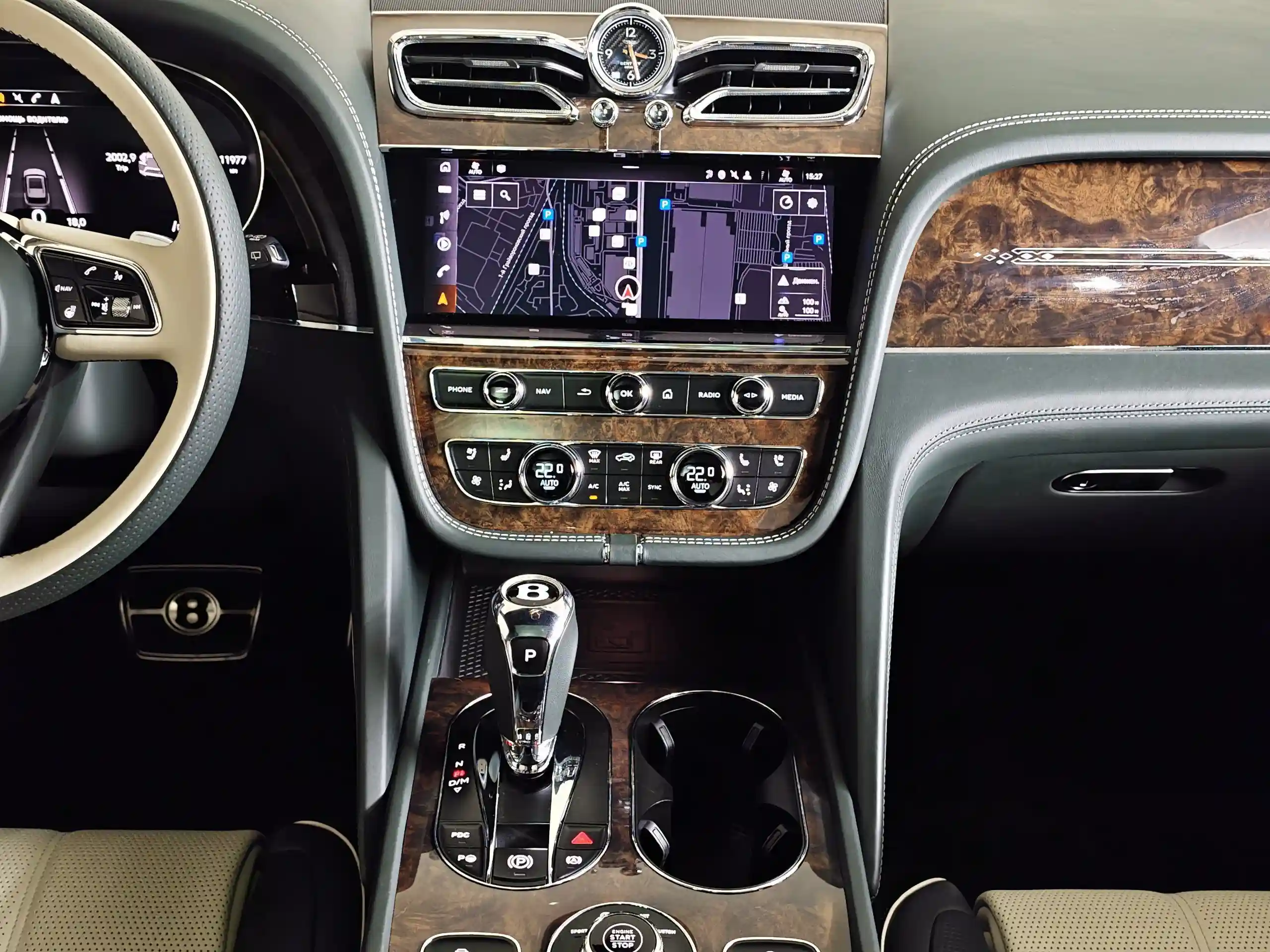 Bentley Bentayga 2023