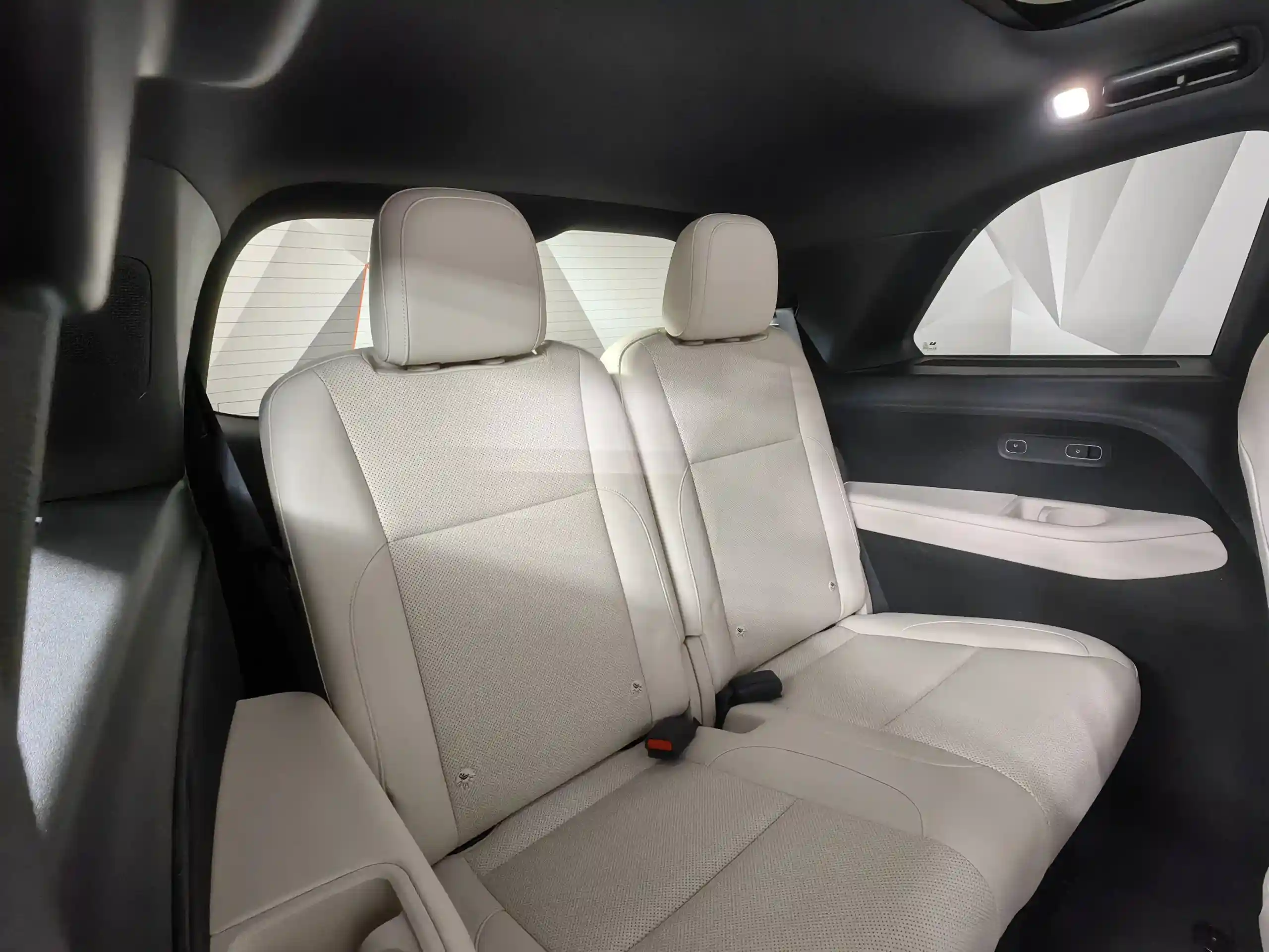 Li Auto L9 2025