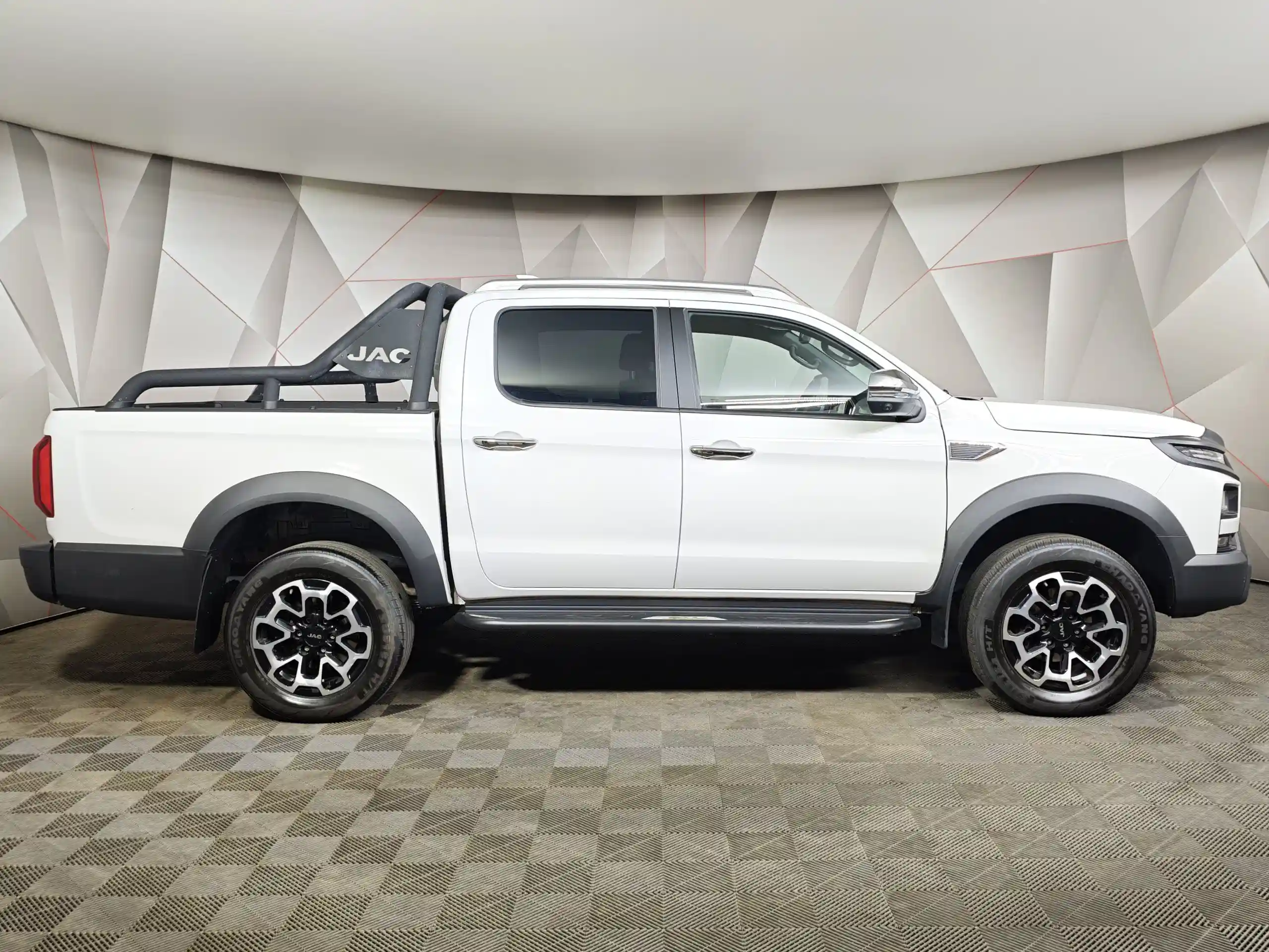 JAC T9 2024