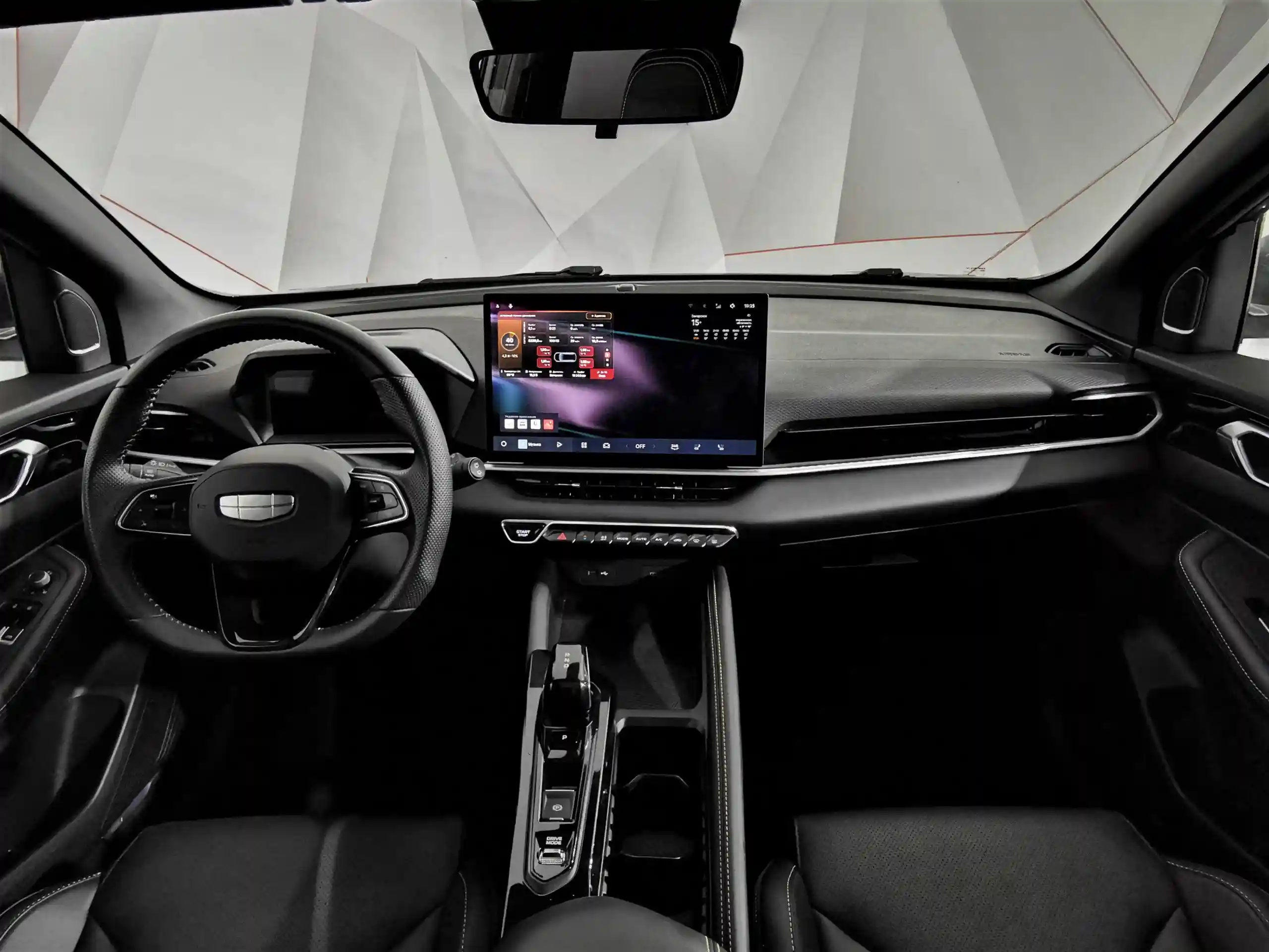 Geely Coolray 2025