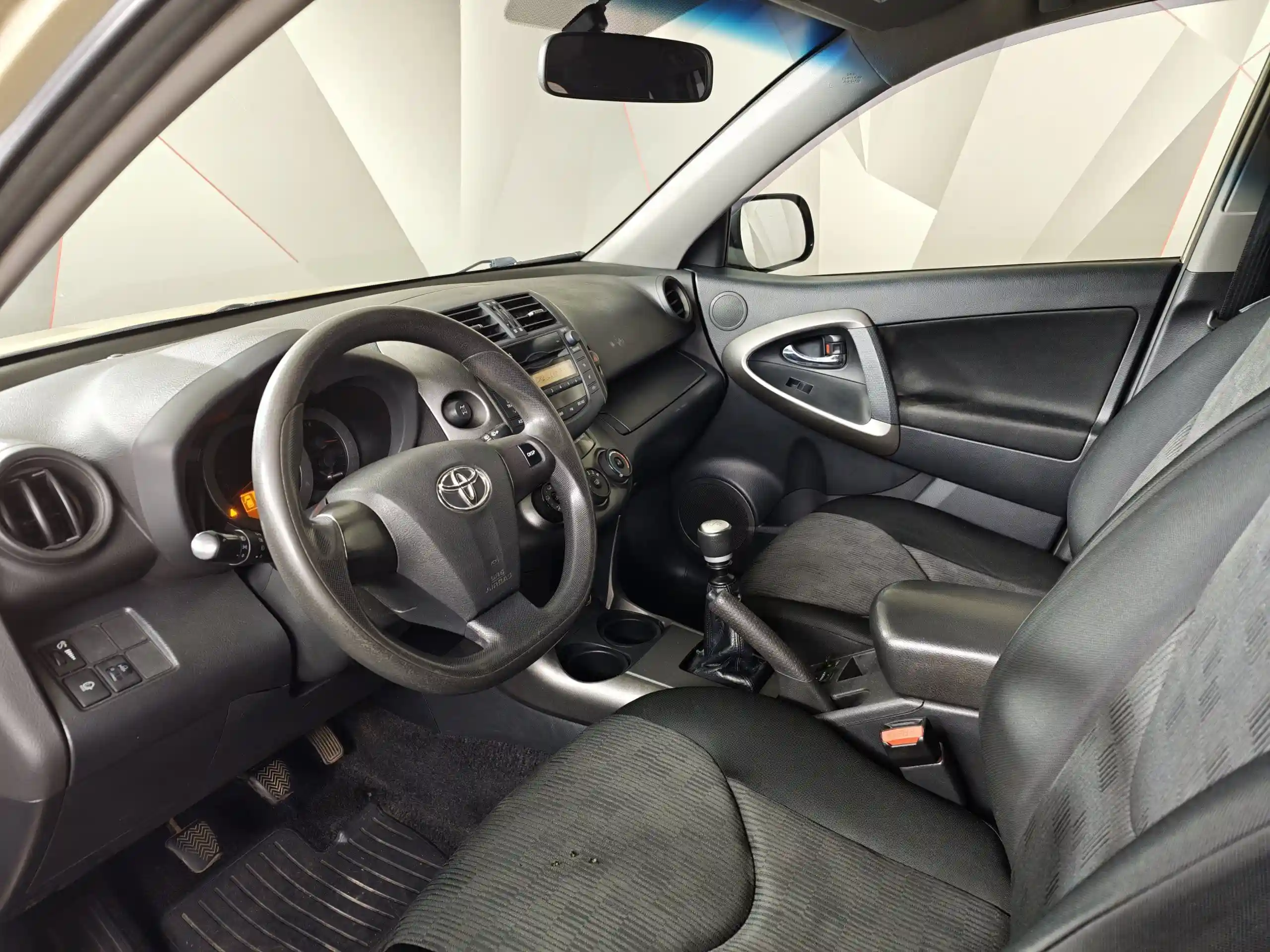 Toyota RAV4 2011
