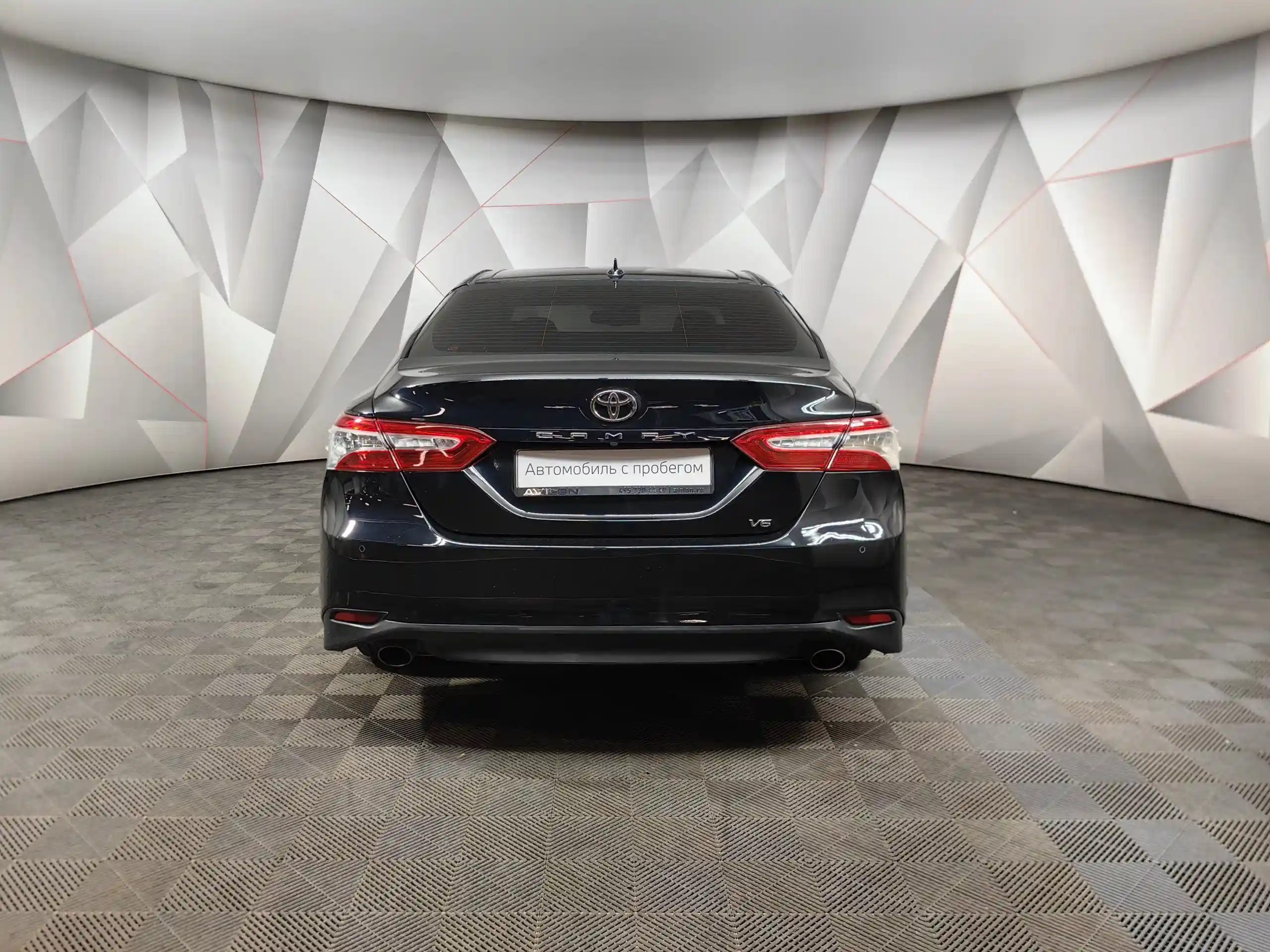 Toyota Camry 2019