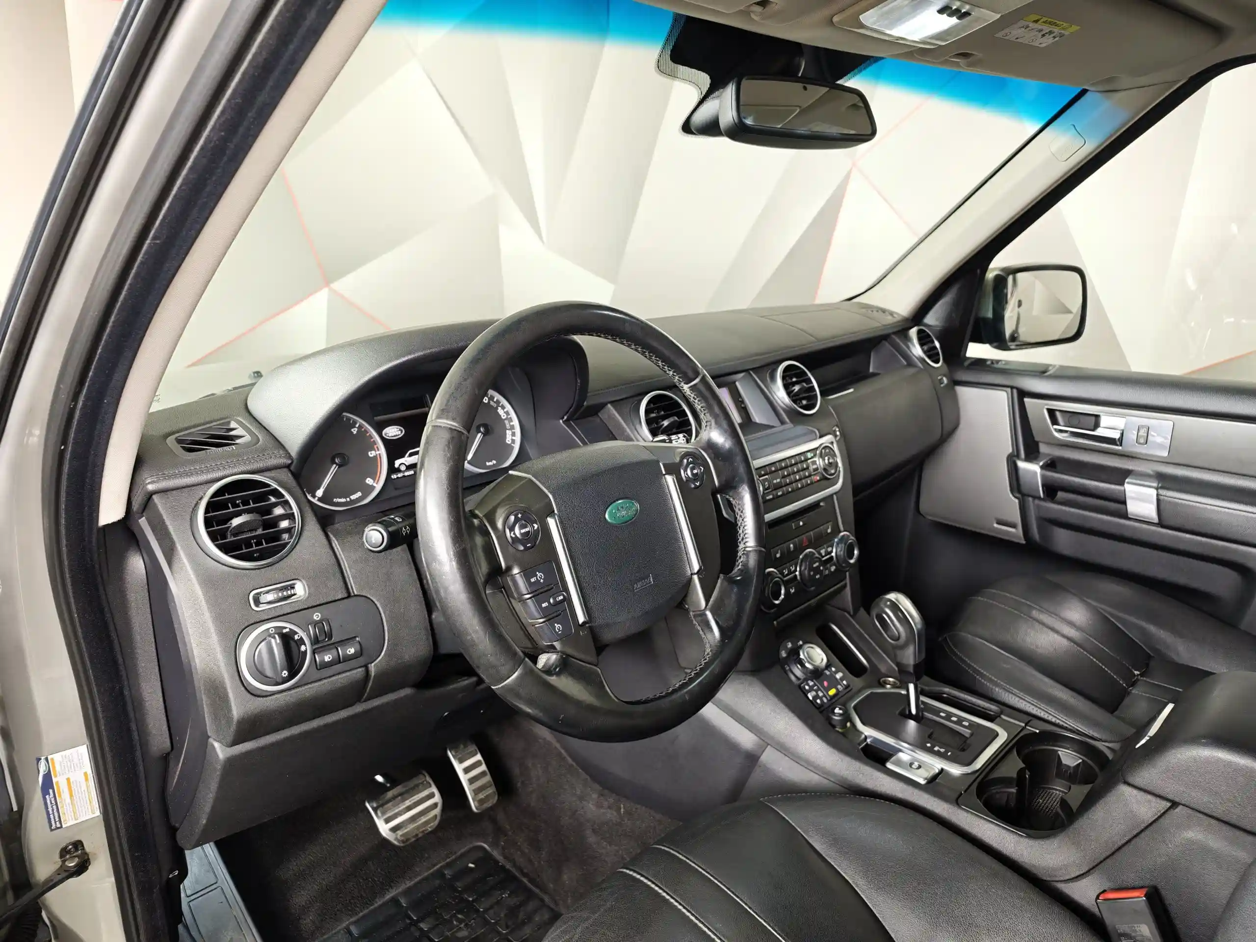 Land Rover Discovery 2011